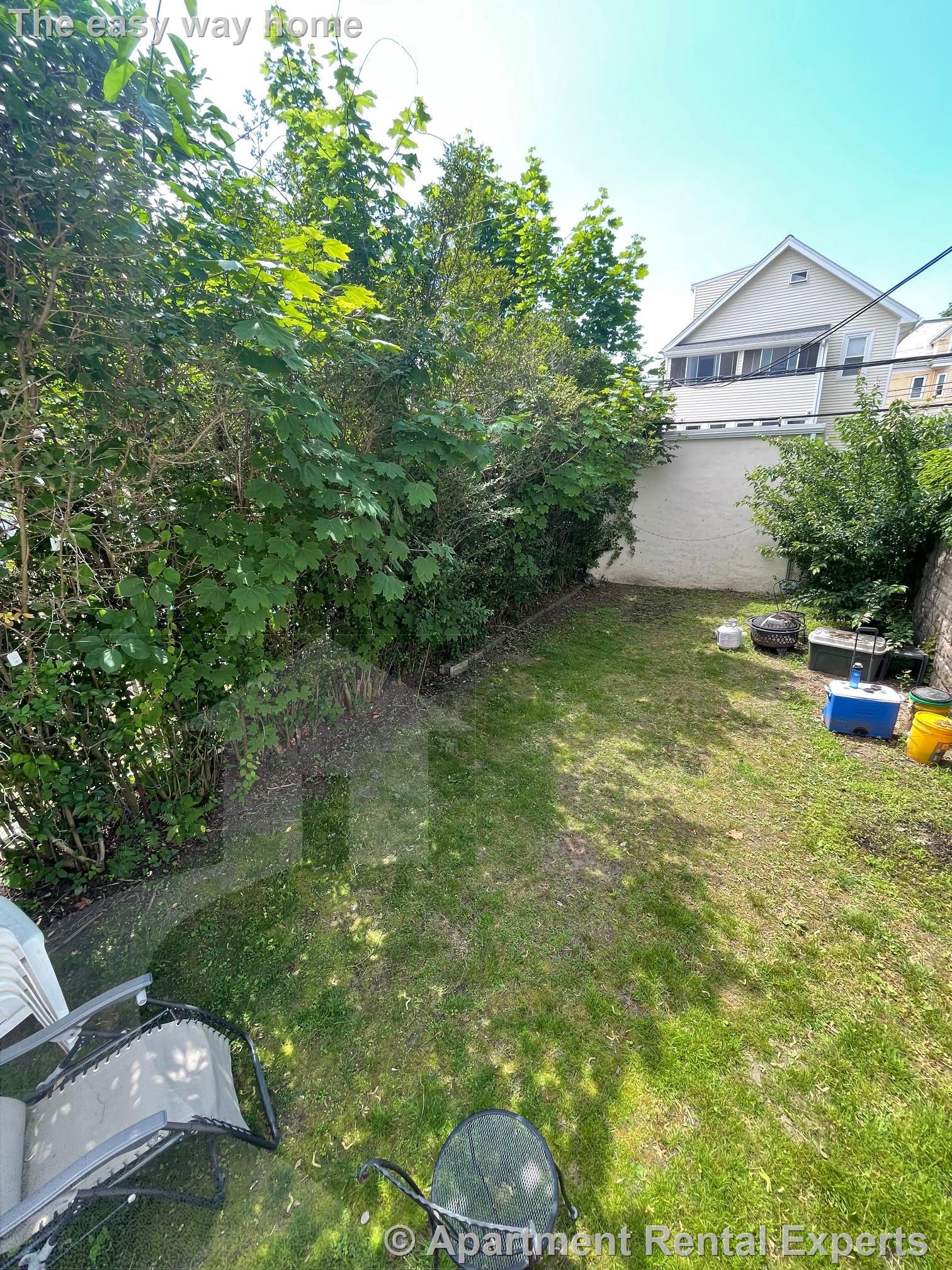 12 Burnham St, Davis Square