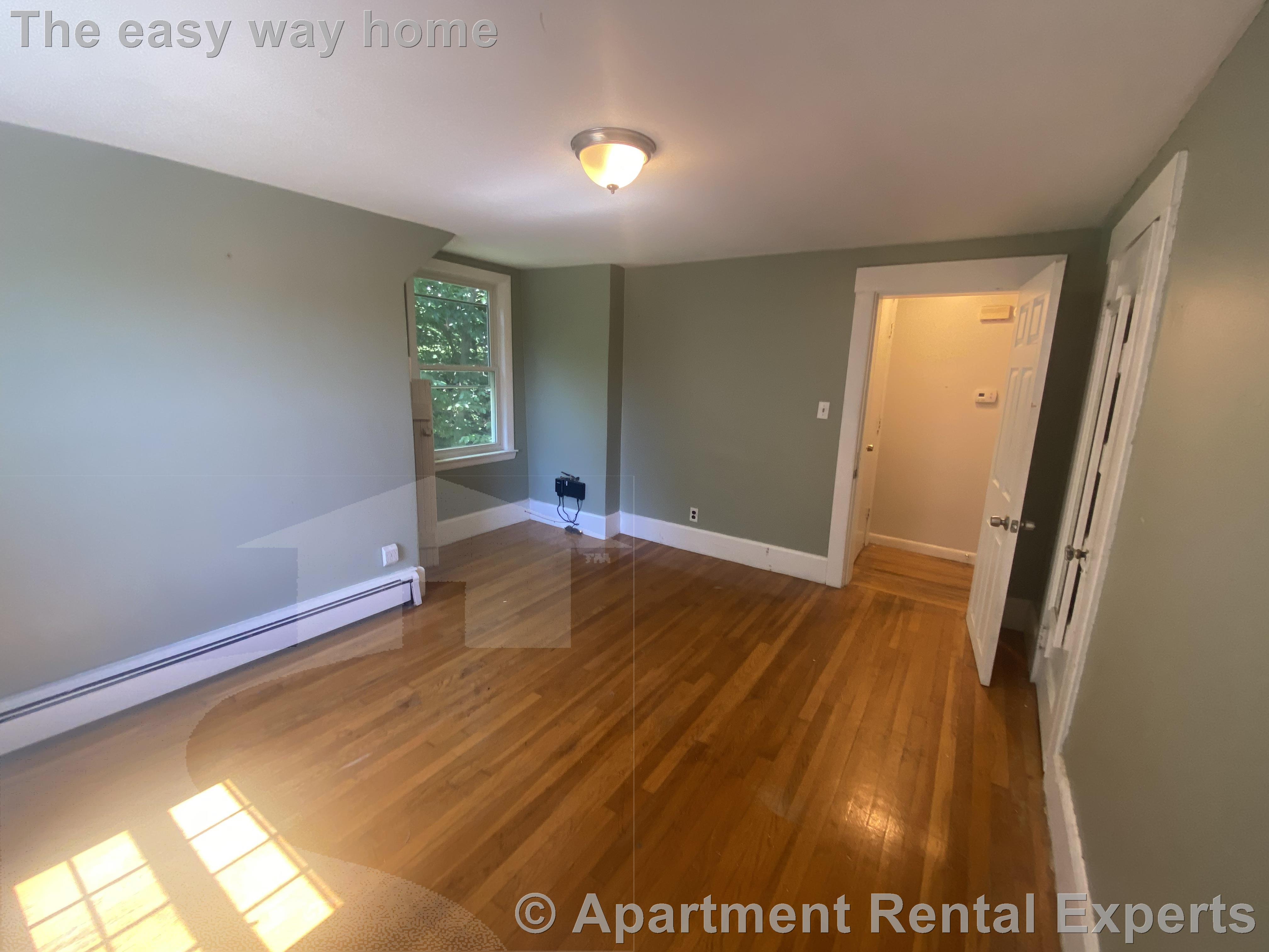 201 Forest St, Arlington Heights