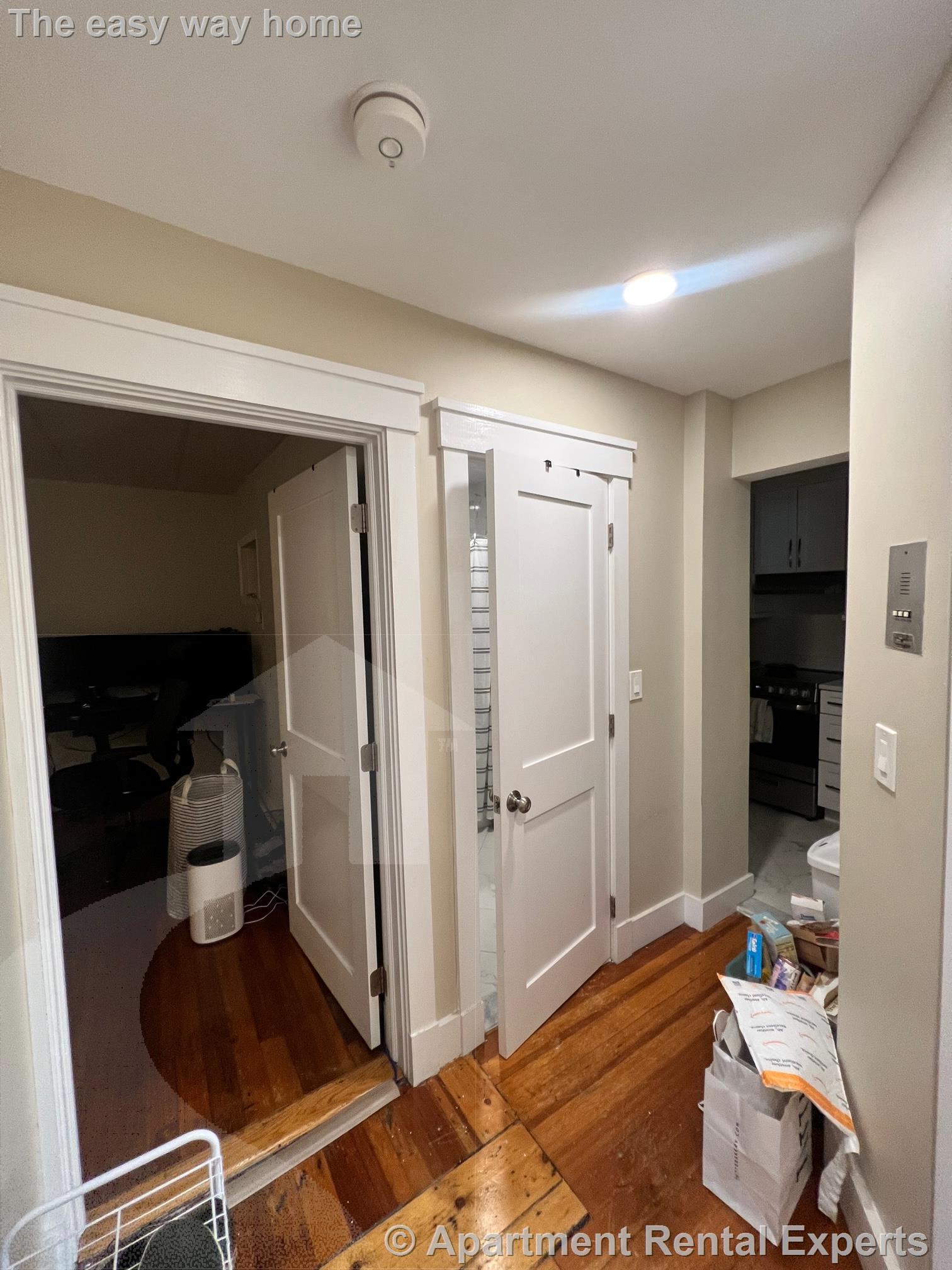 1139 Broadway, Teele Square