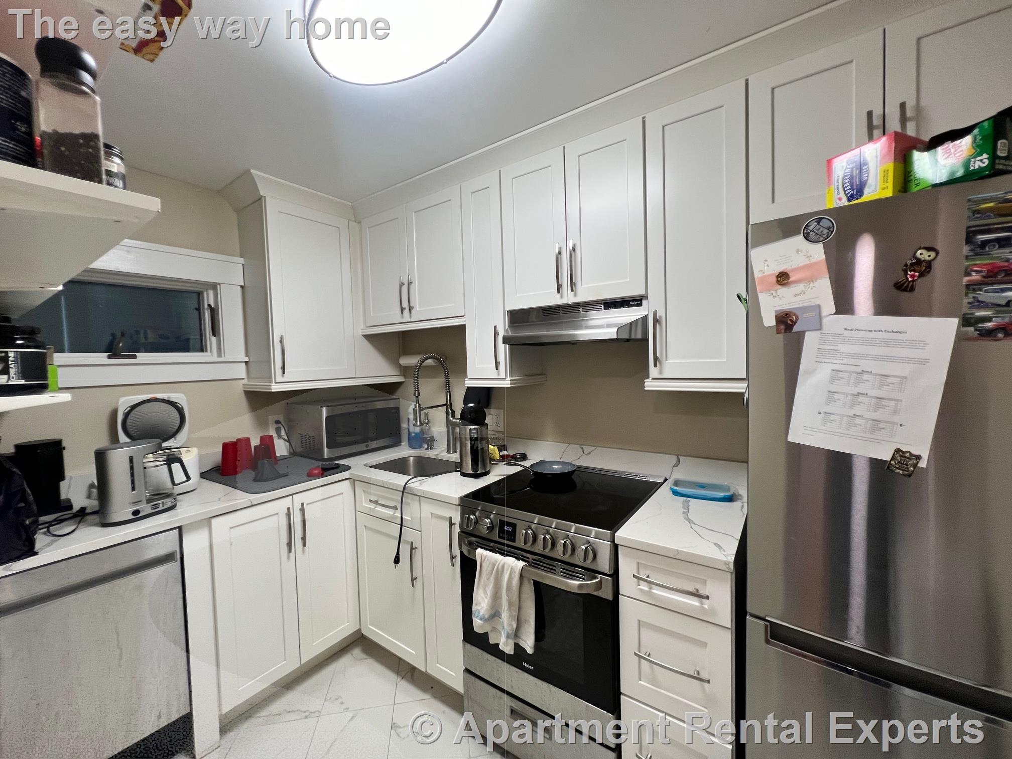 1139 Broadway, Teele Square