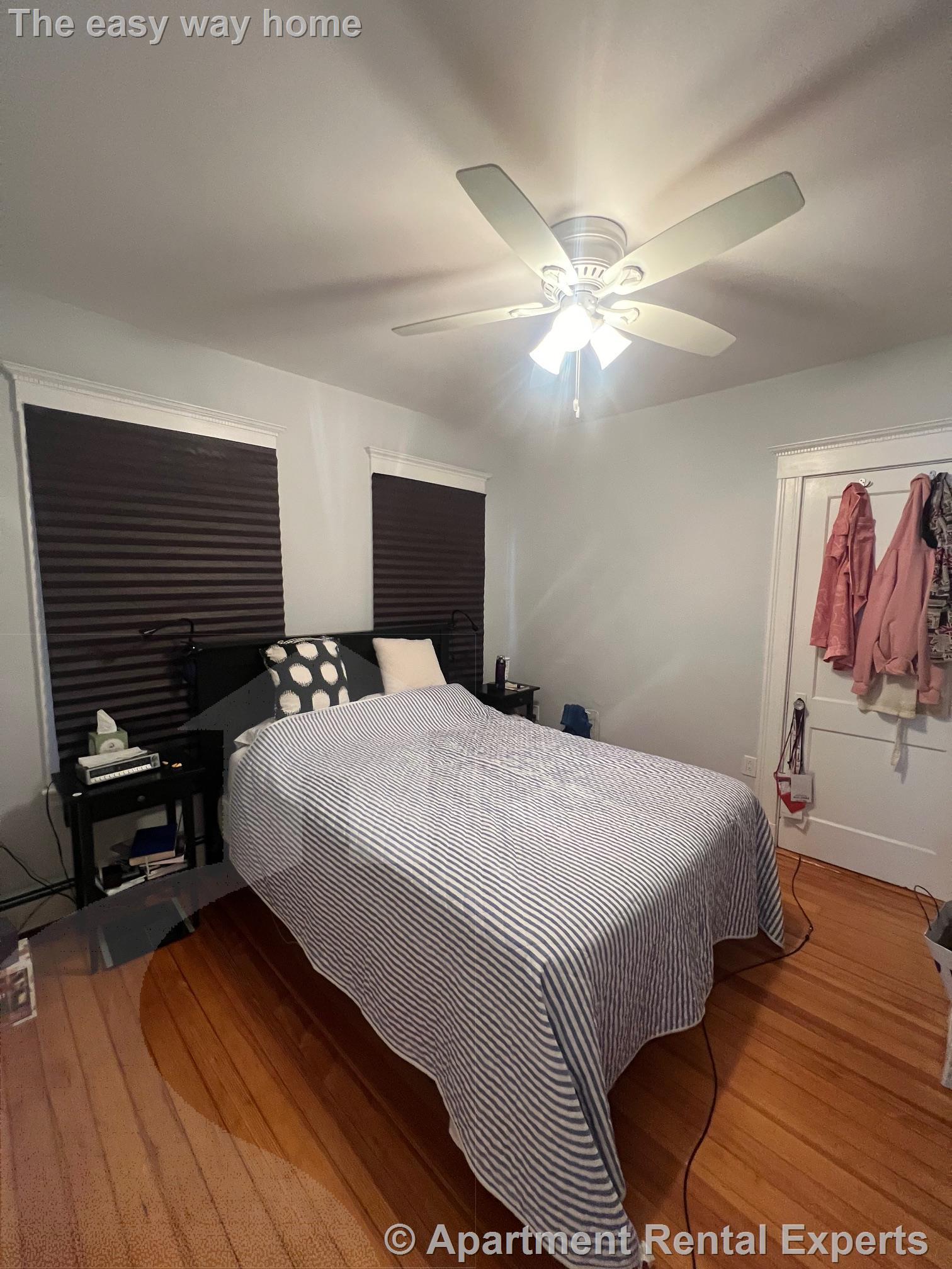 33 Frederick Ave, Tufts