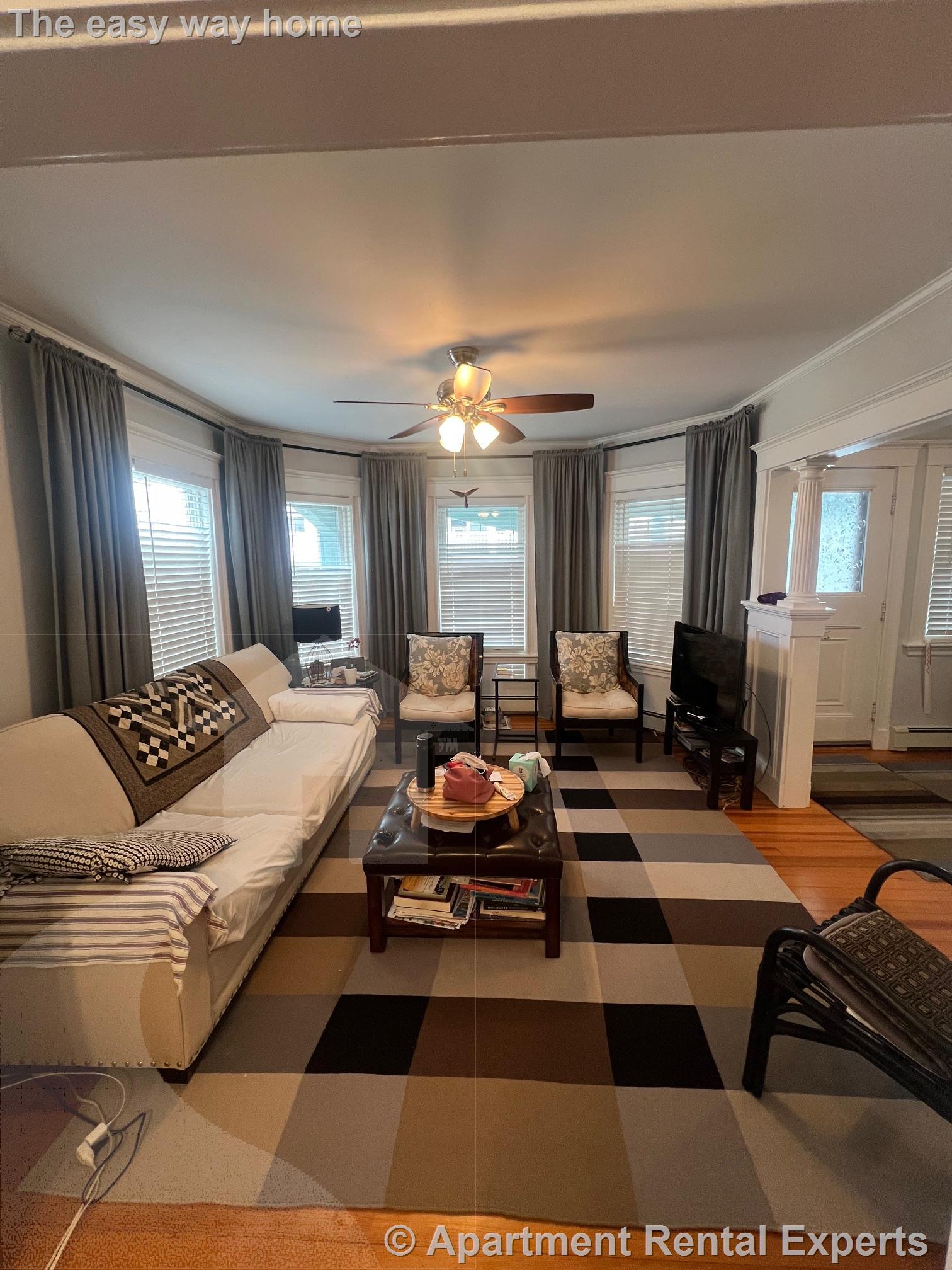 33 Frederick Ave, Tufts