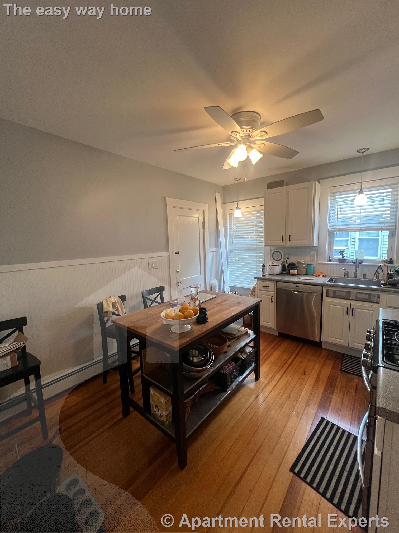 33 Frederick Ave, Tufts