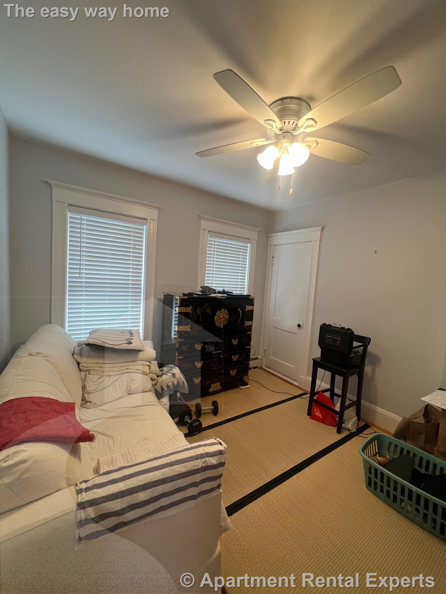 33 Frederick Ave, Tufts