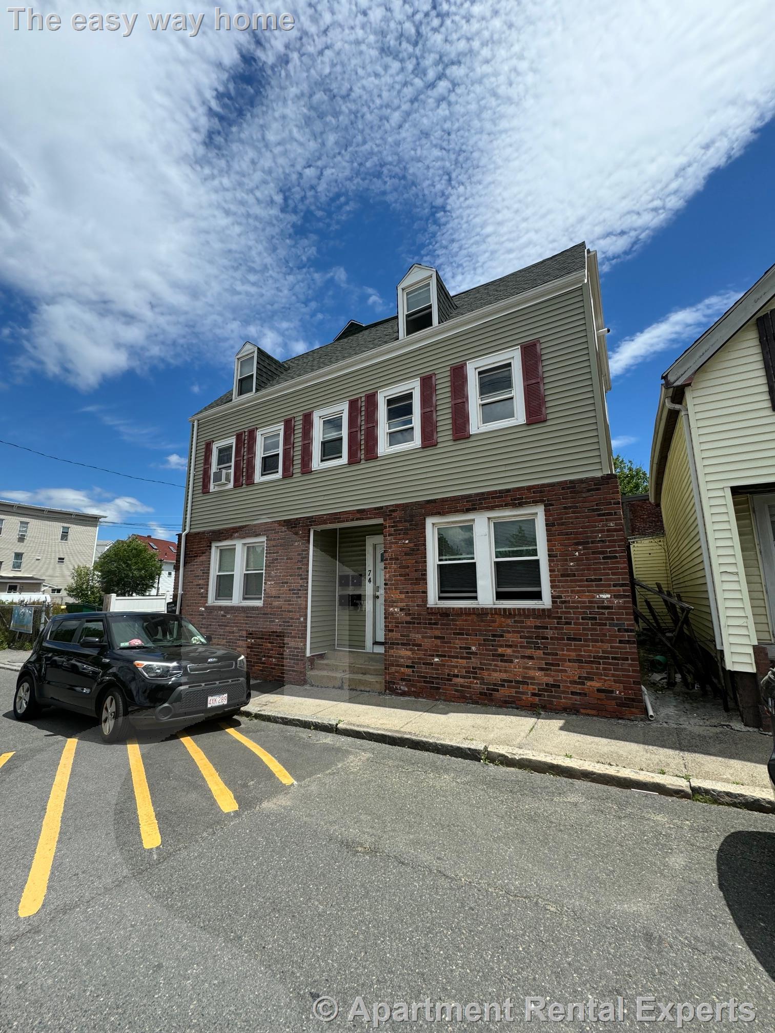 74 Franklin St, Sullivan Square