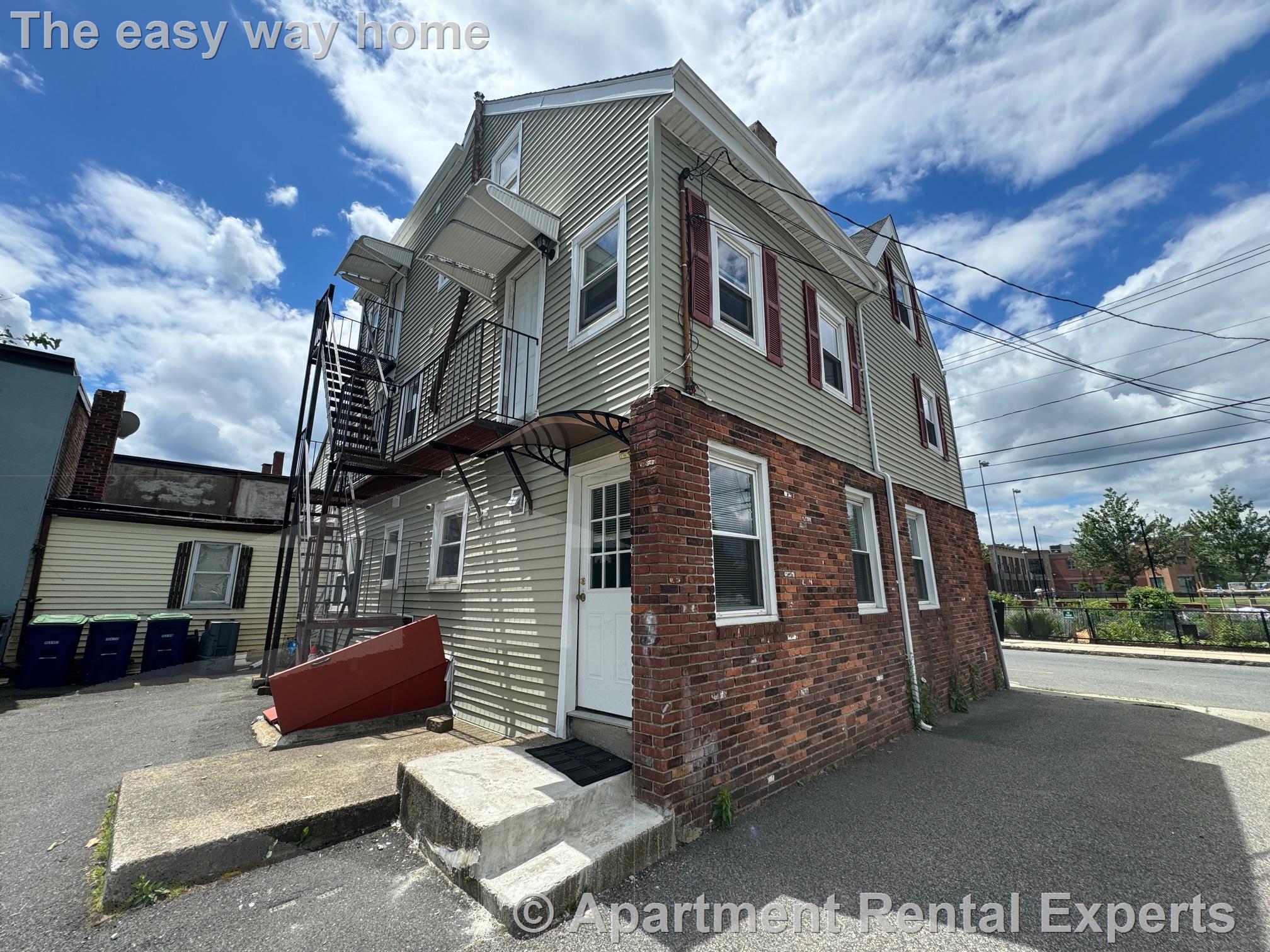 74 Franklin St, Sullivan Square