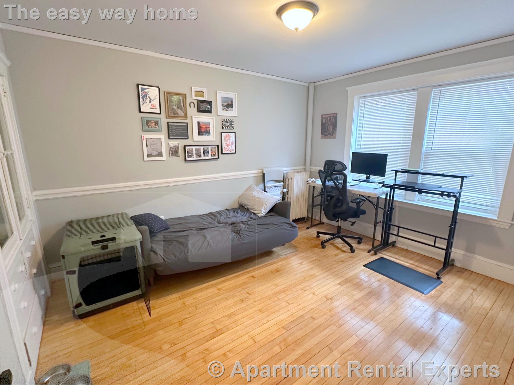 269 Huron Ave, Huron Village