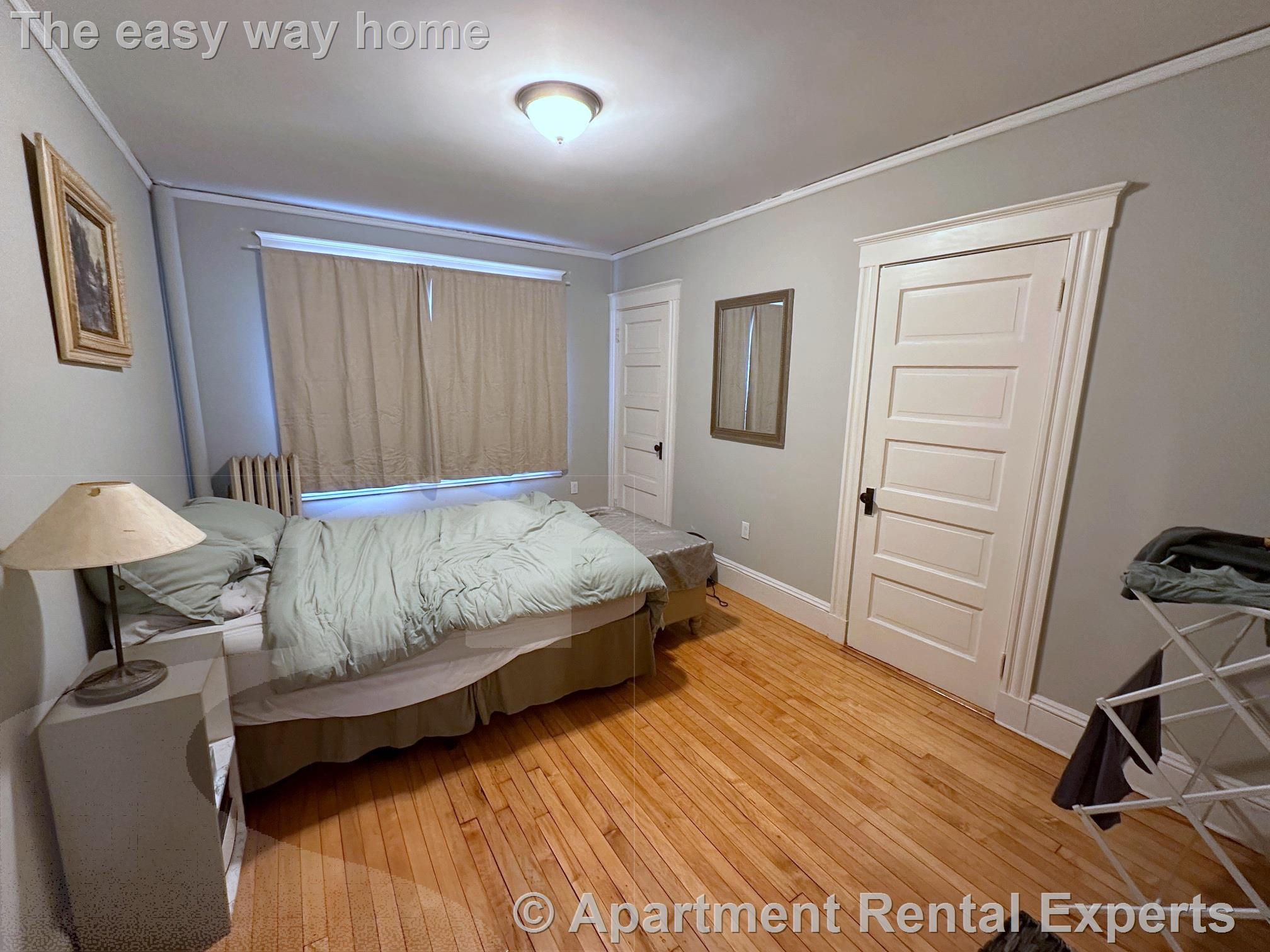 269 Huron Ave, Huron Village