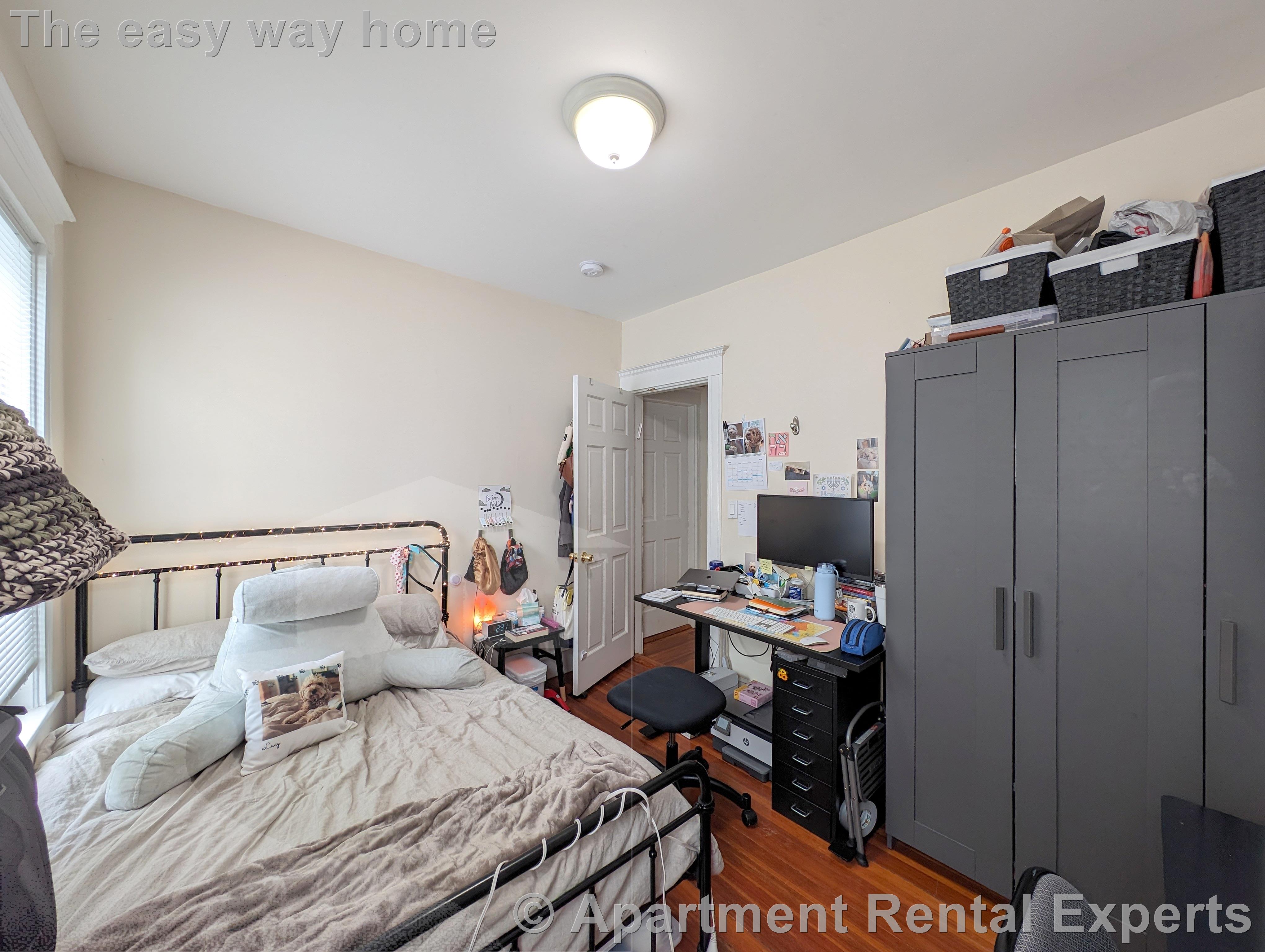 171 College Ave, Davis Square