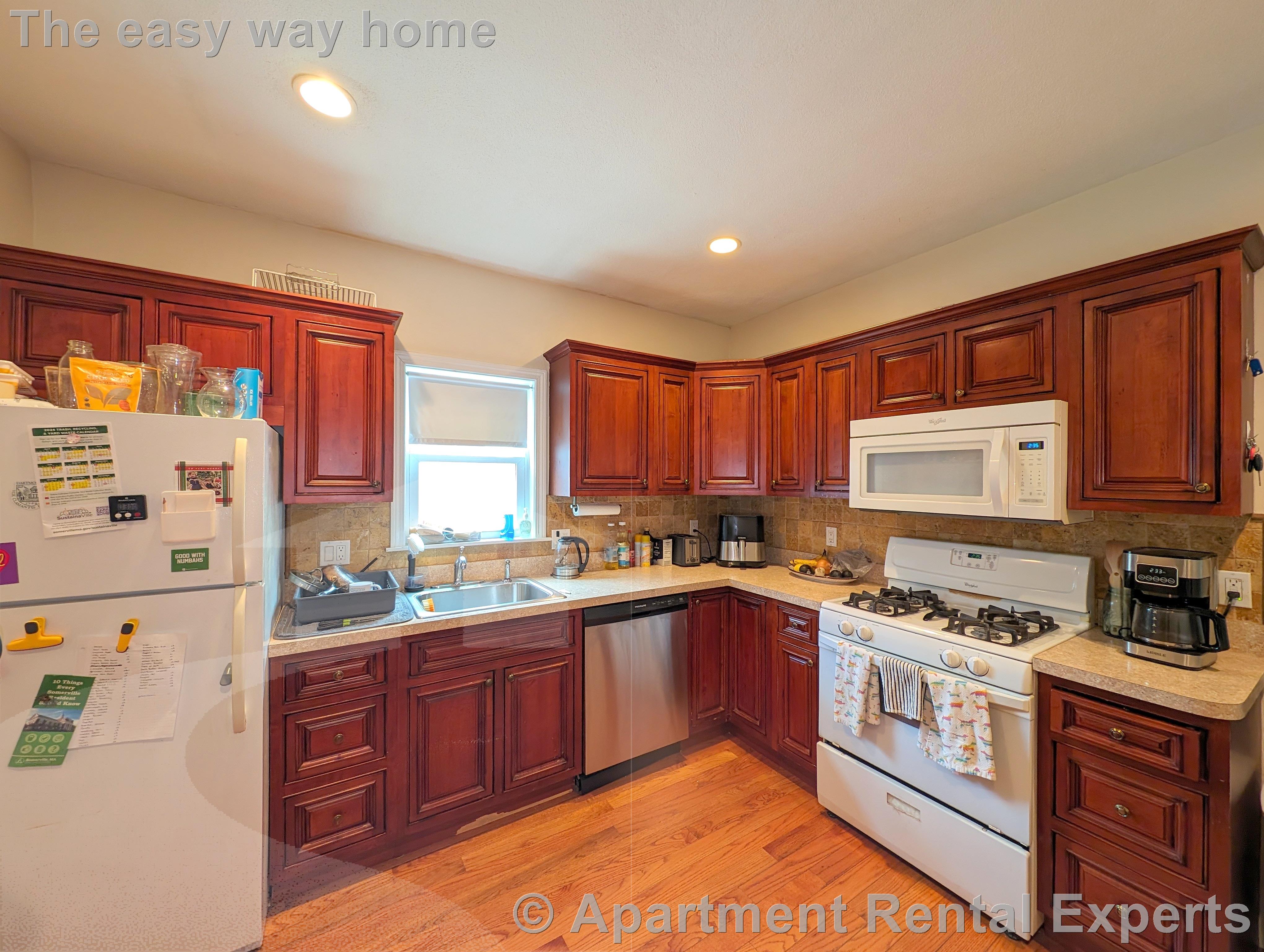 171 College Ave, Davis Square