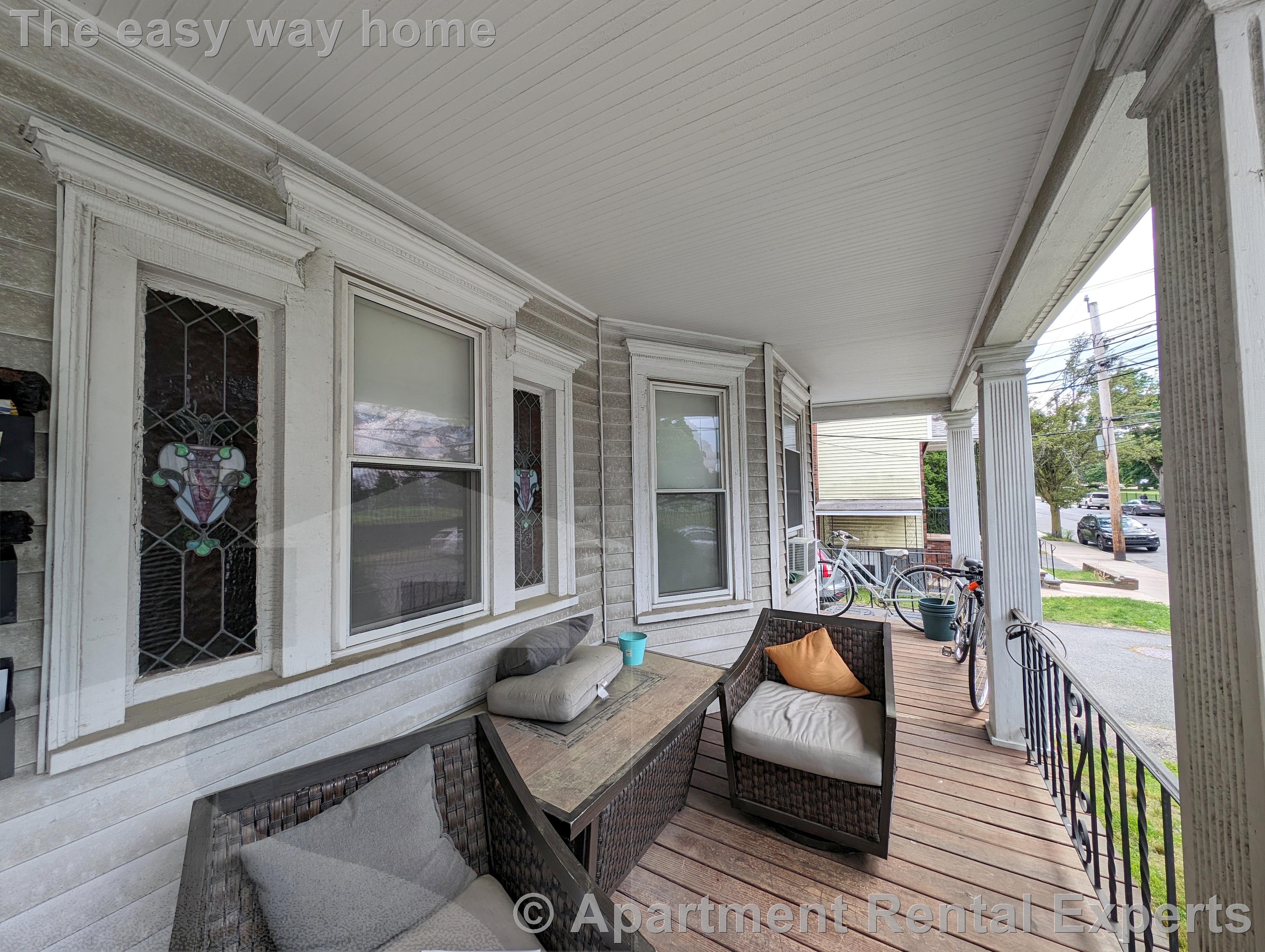 171 College Ave, Davis Square