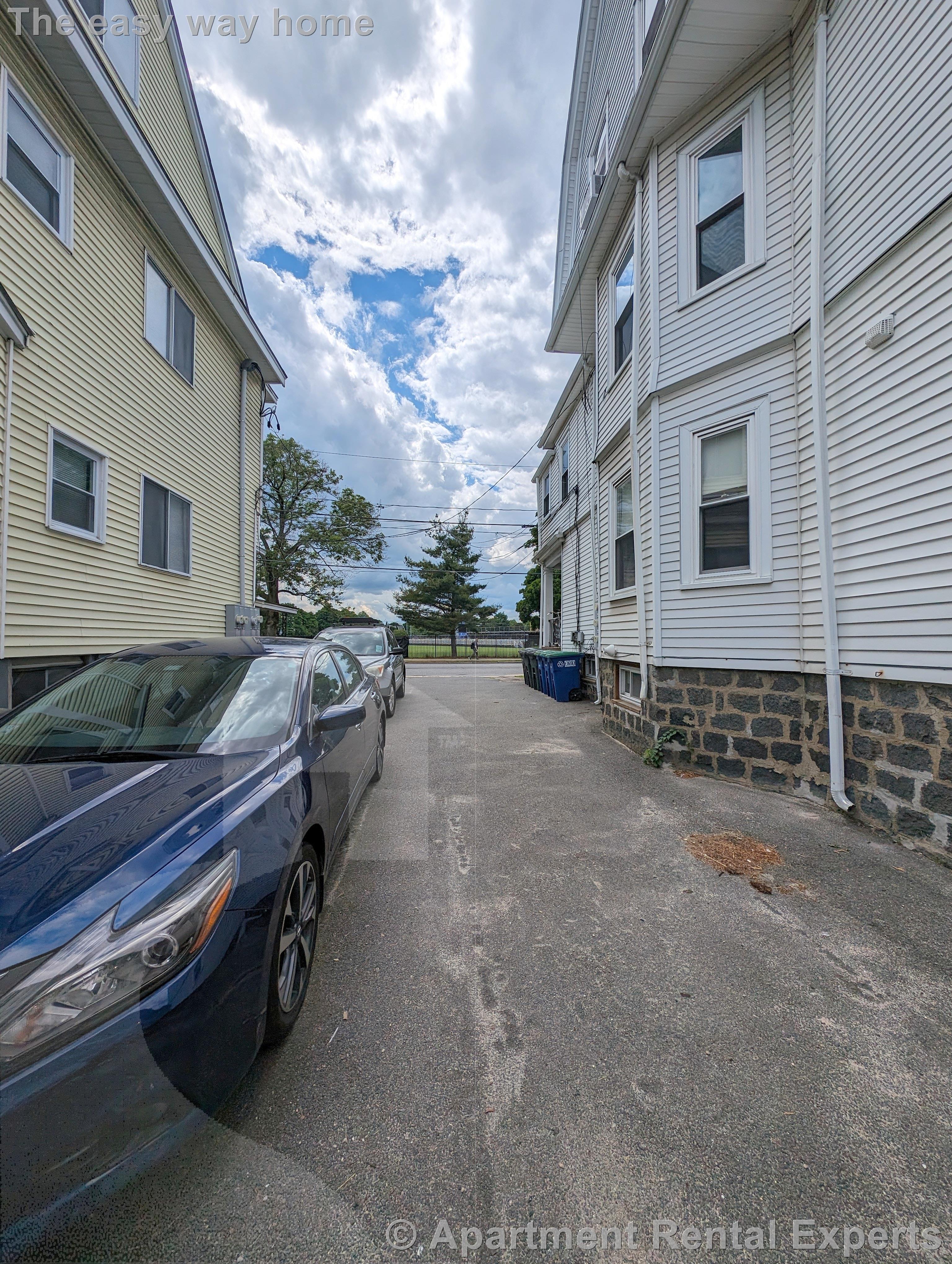 171 College Ave, Davis Square