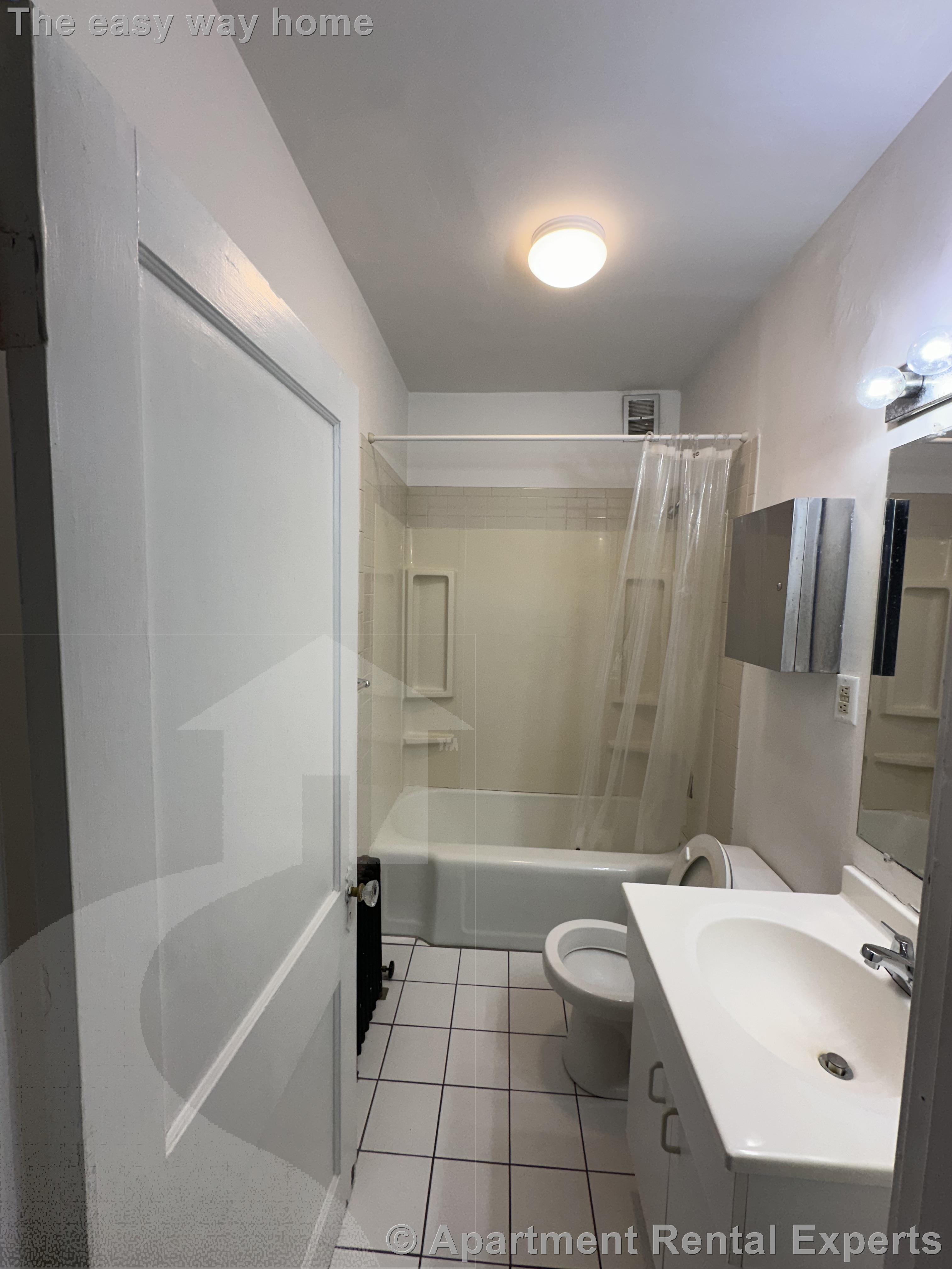 39 Lee St, Central Square