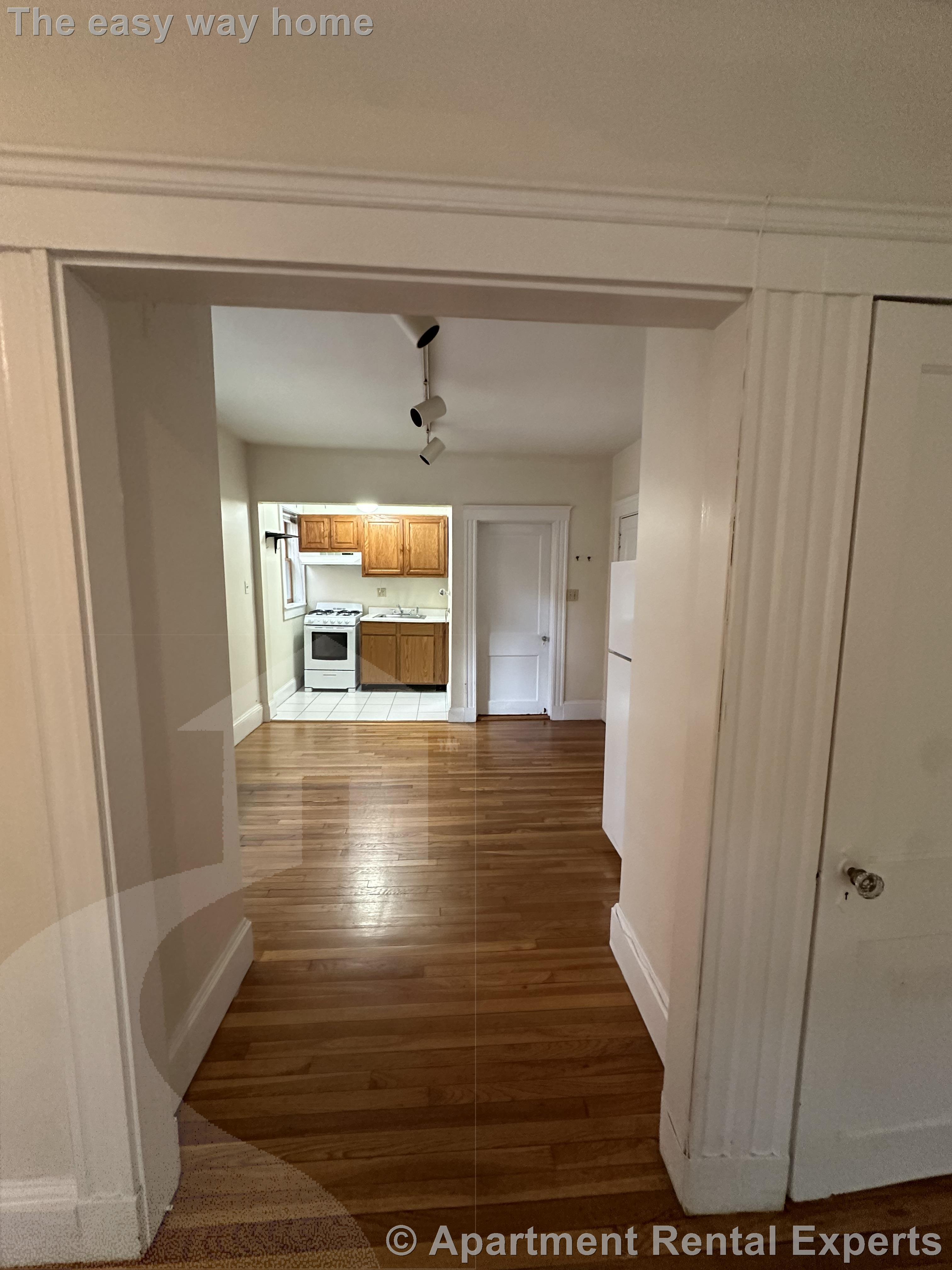 39 Lee St, Central Square