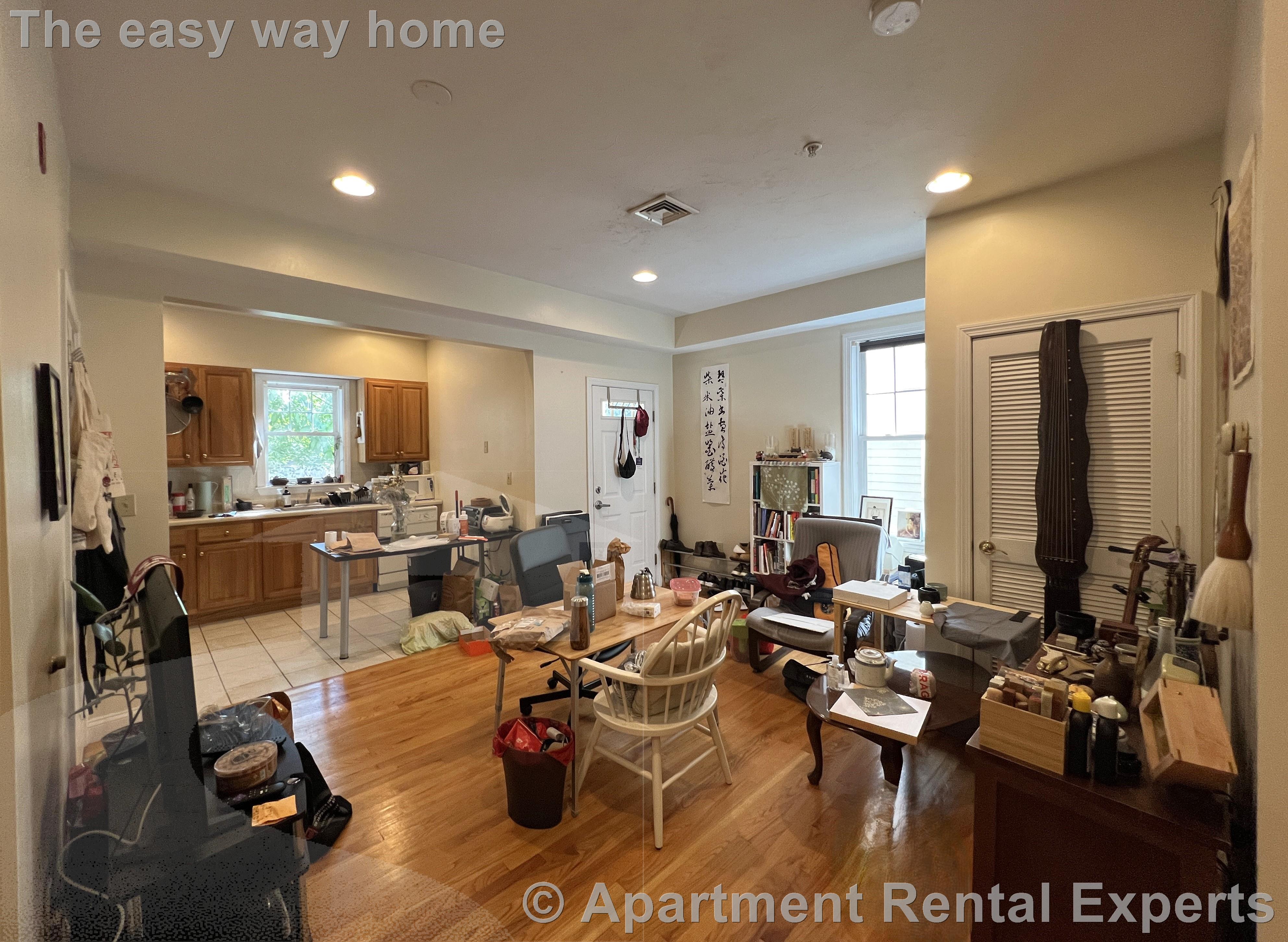 460 Green St, Central Square