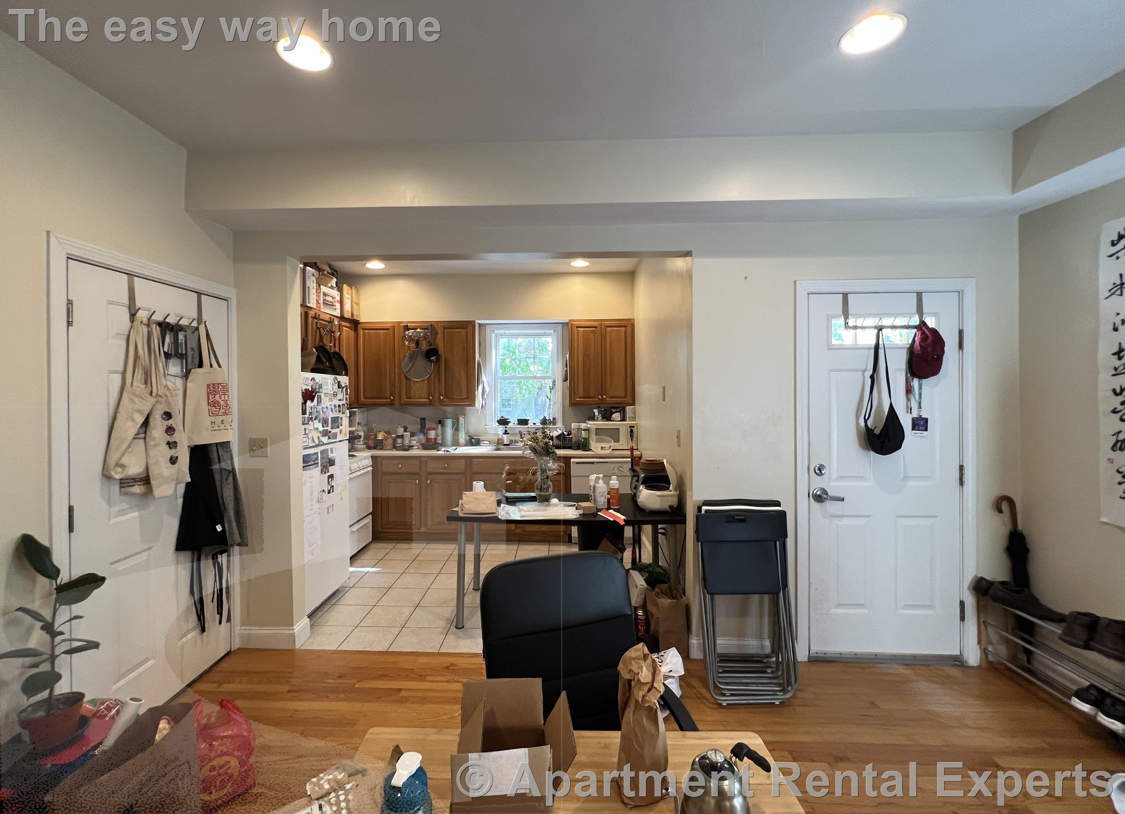 460 Green St, Central Square