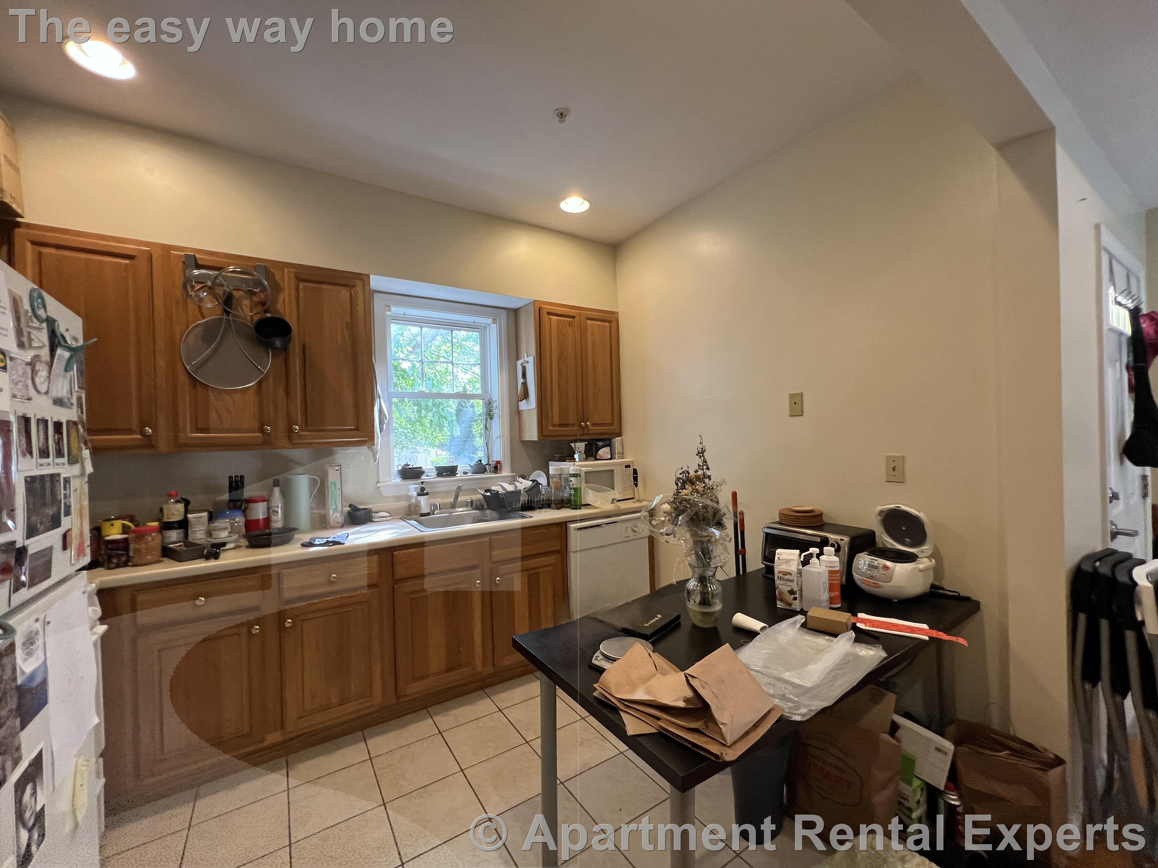 460 Green St, Central Square