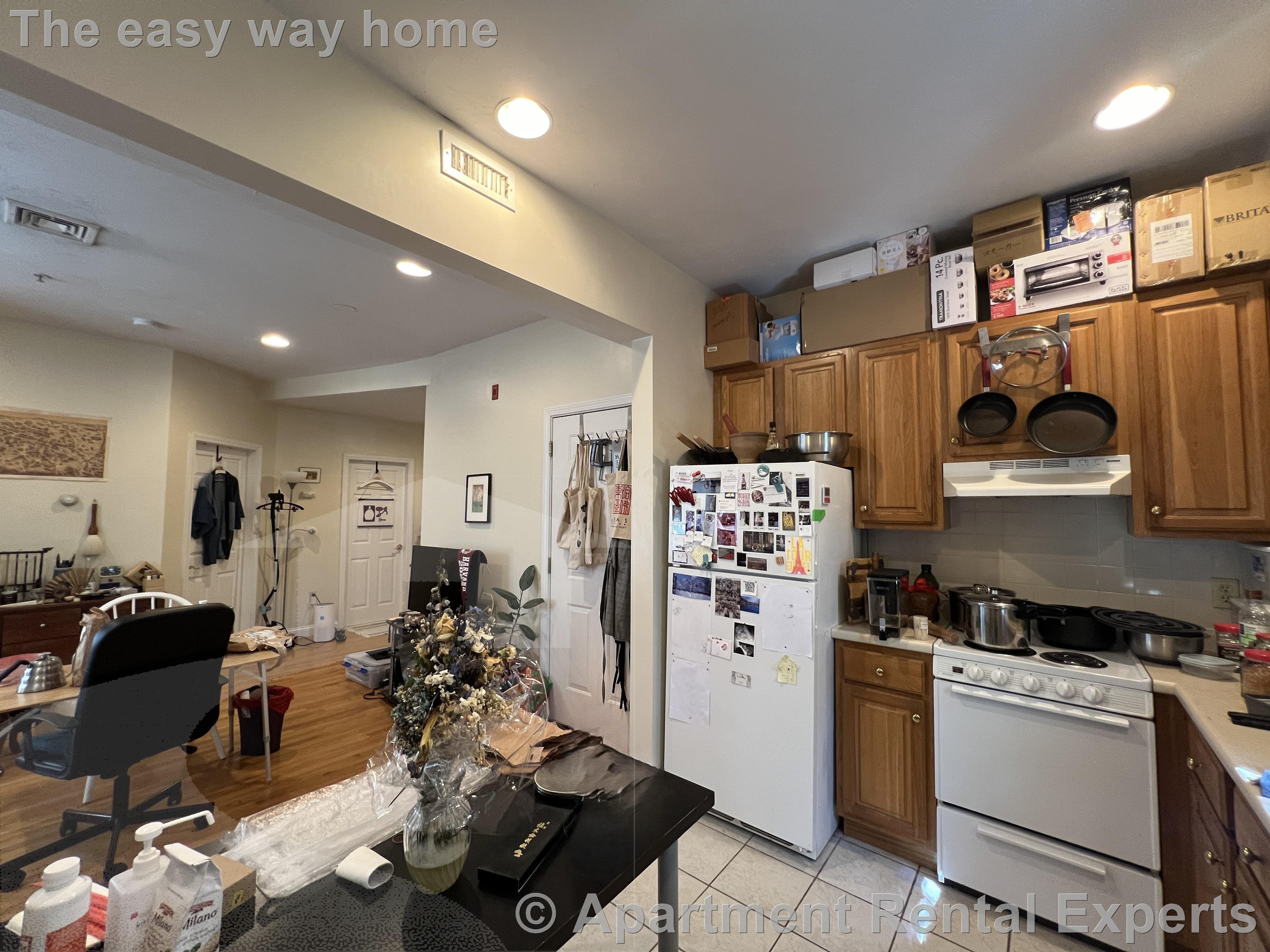 460 Green St, Central Square