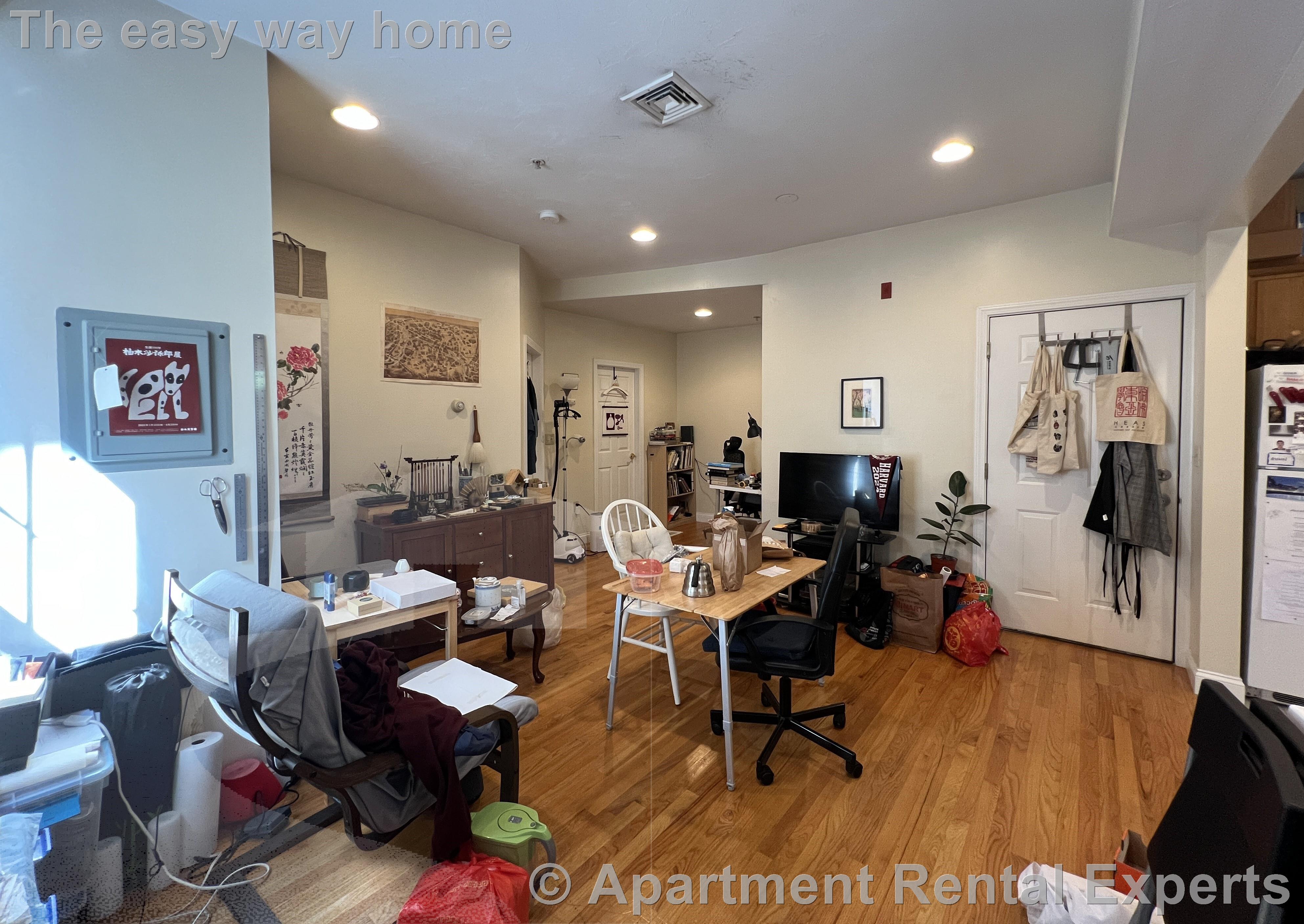 460 Green St, Central Square