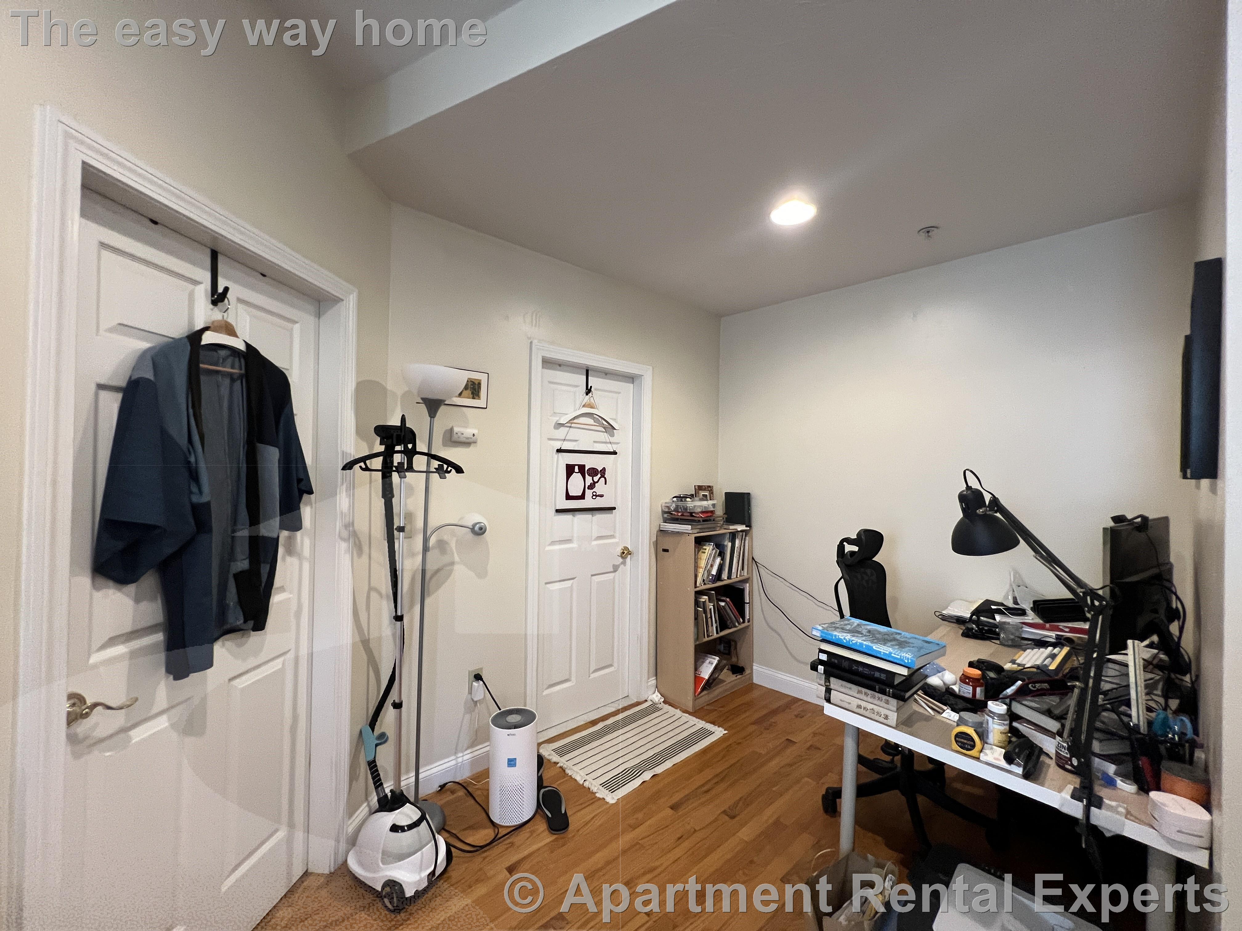 460 Green St, Central Square