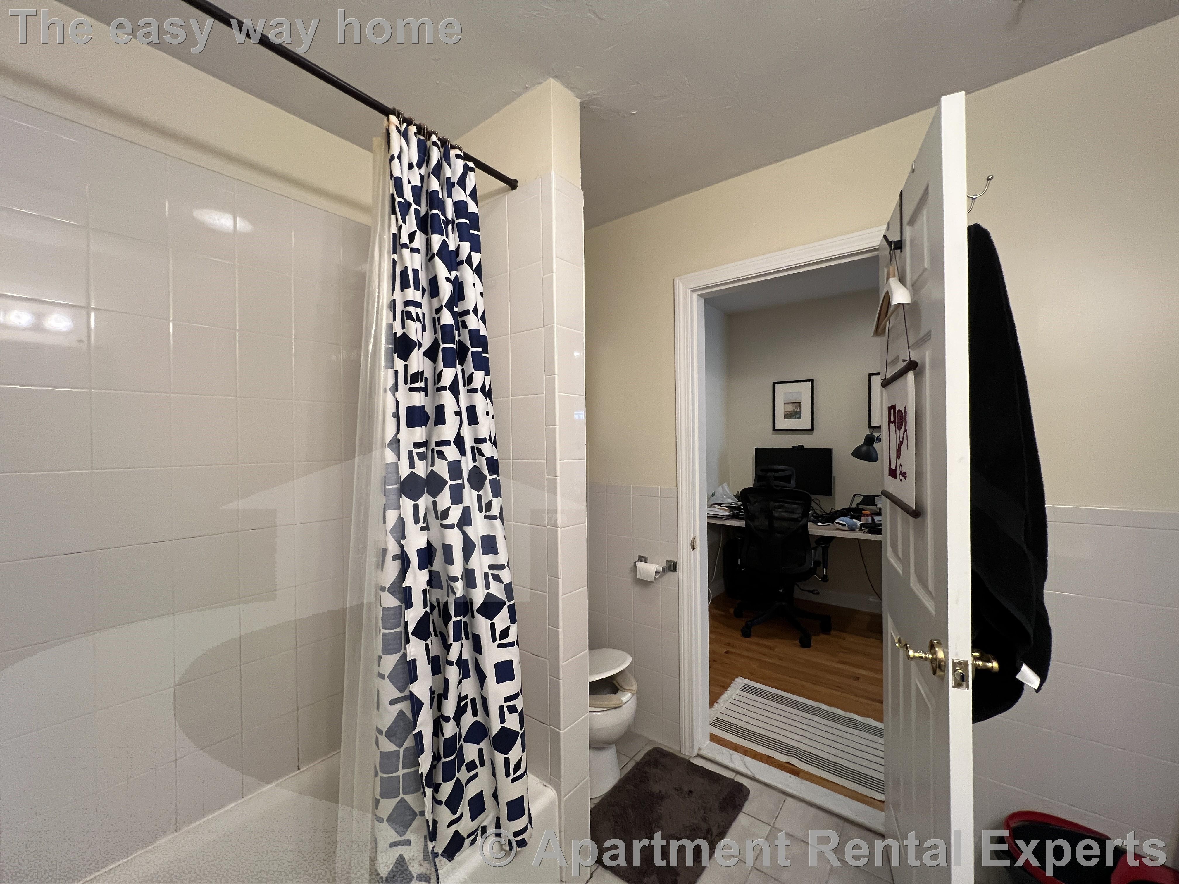 460 Green St, Central Square