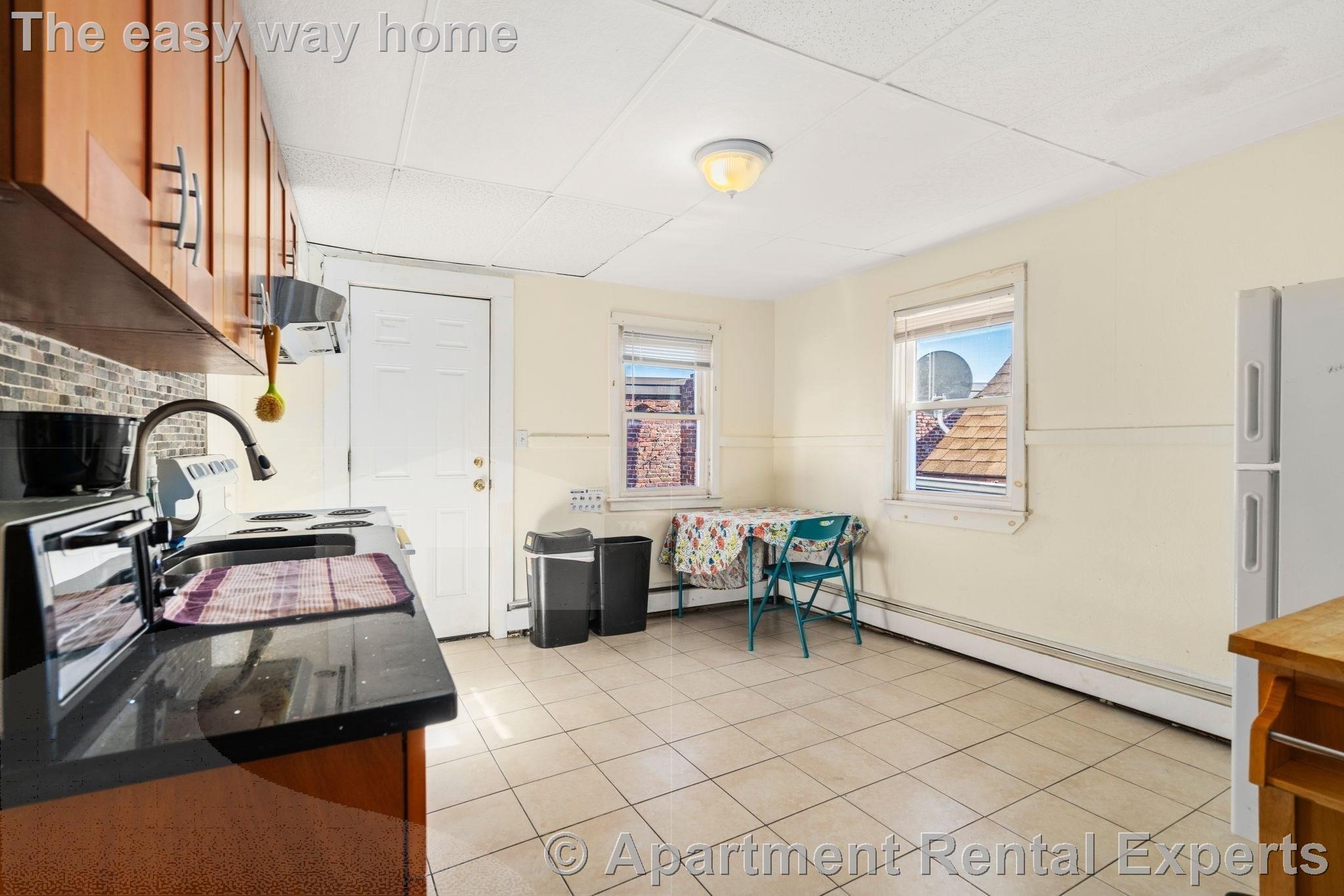 74 Franklin St, Sullivan Square