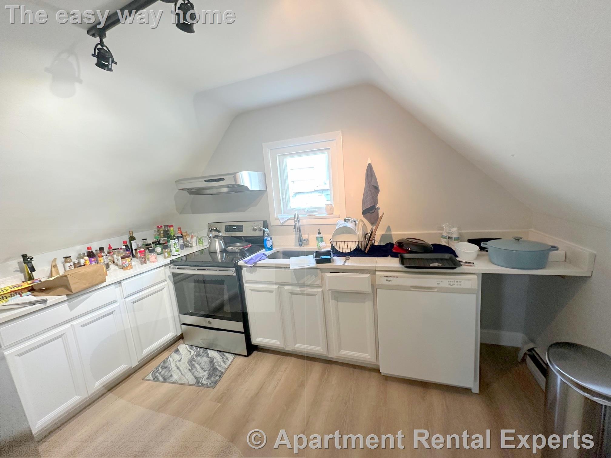 375 Medford St, Winter Hill