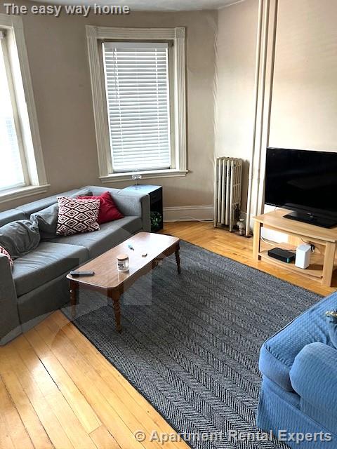 20 Dudley St, Davis Square