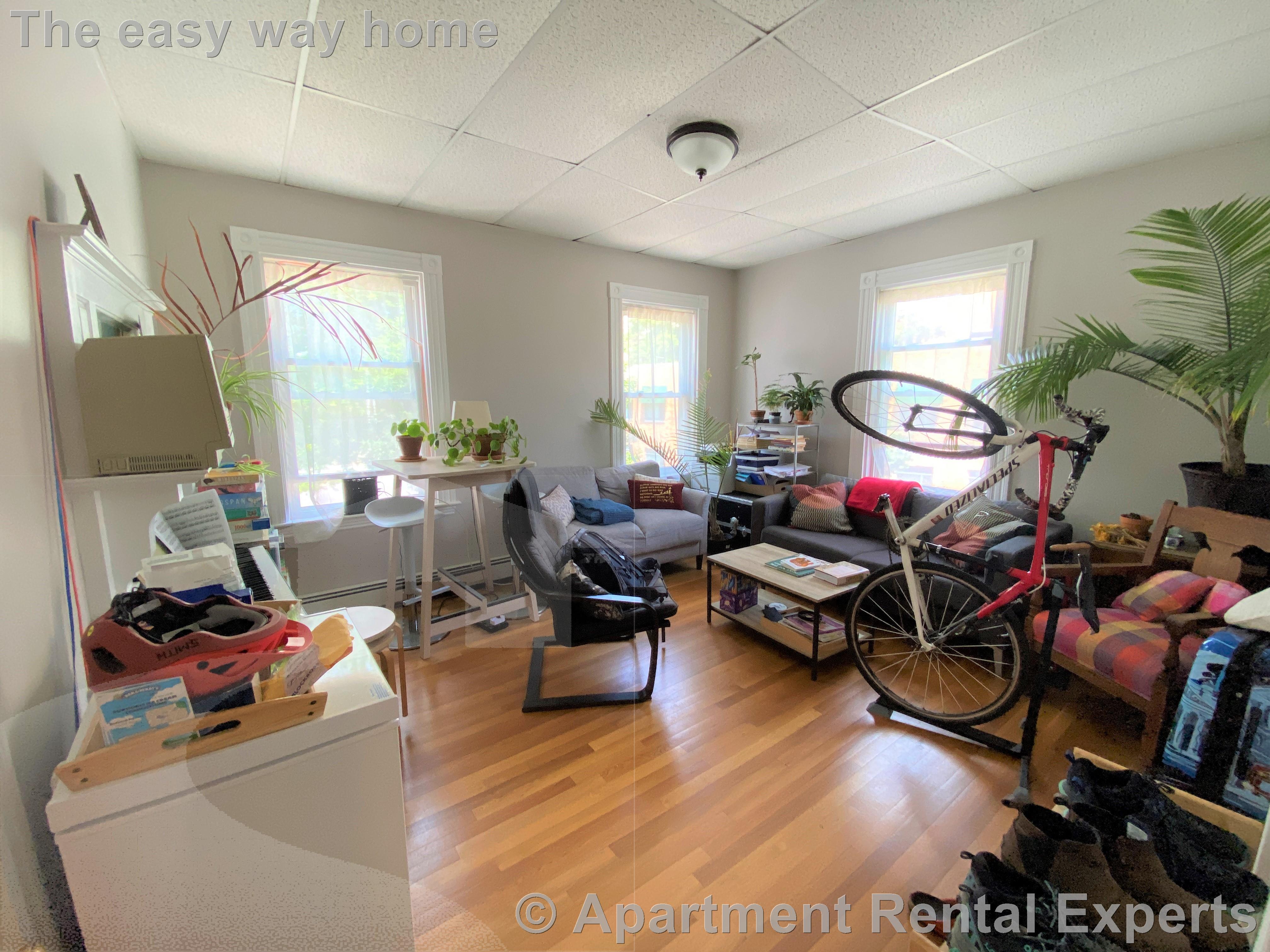 1552 Cambridge St, Mid Cambridge