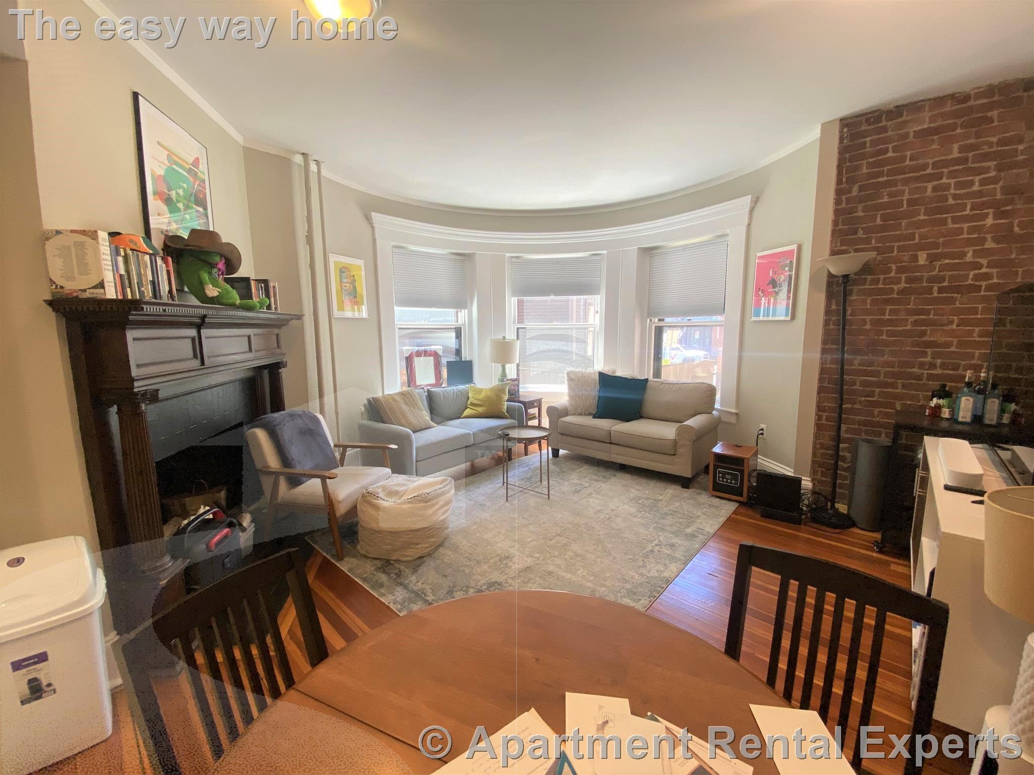 1137 Massachusetts Ave, Harvard Square