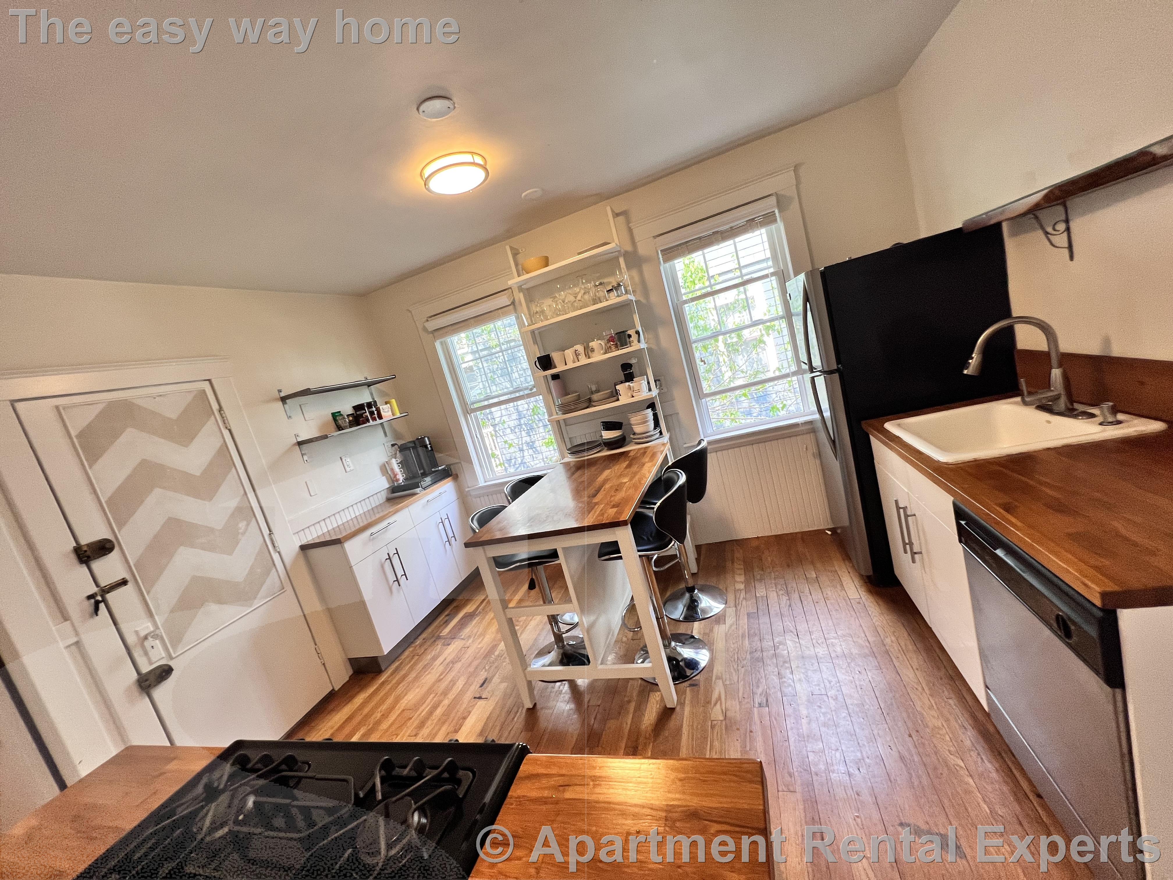 70 Dudley St, North Cambridge