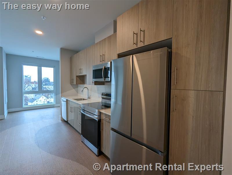 10 Inner Belt Rd, Union Square