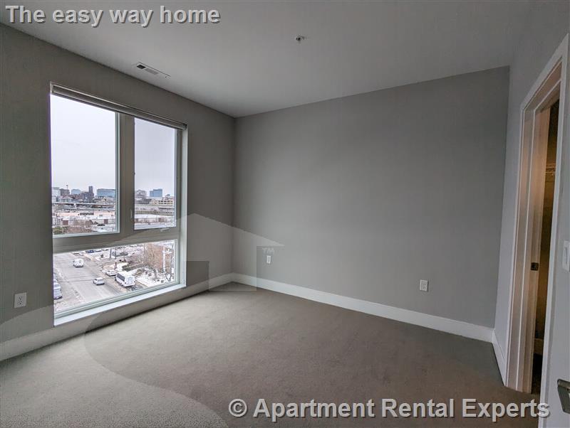 10 Inner Belt Rd, Union Square