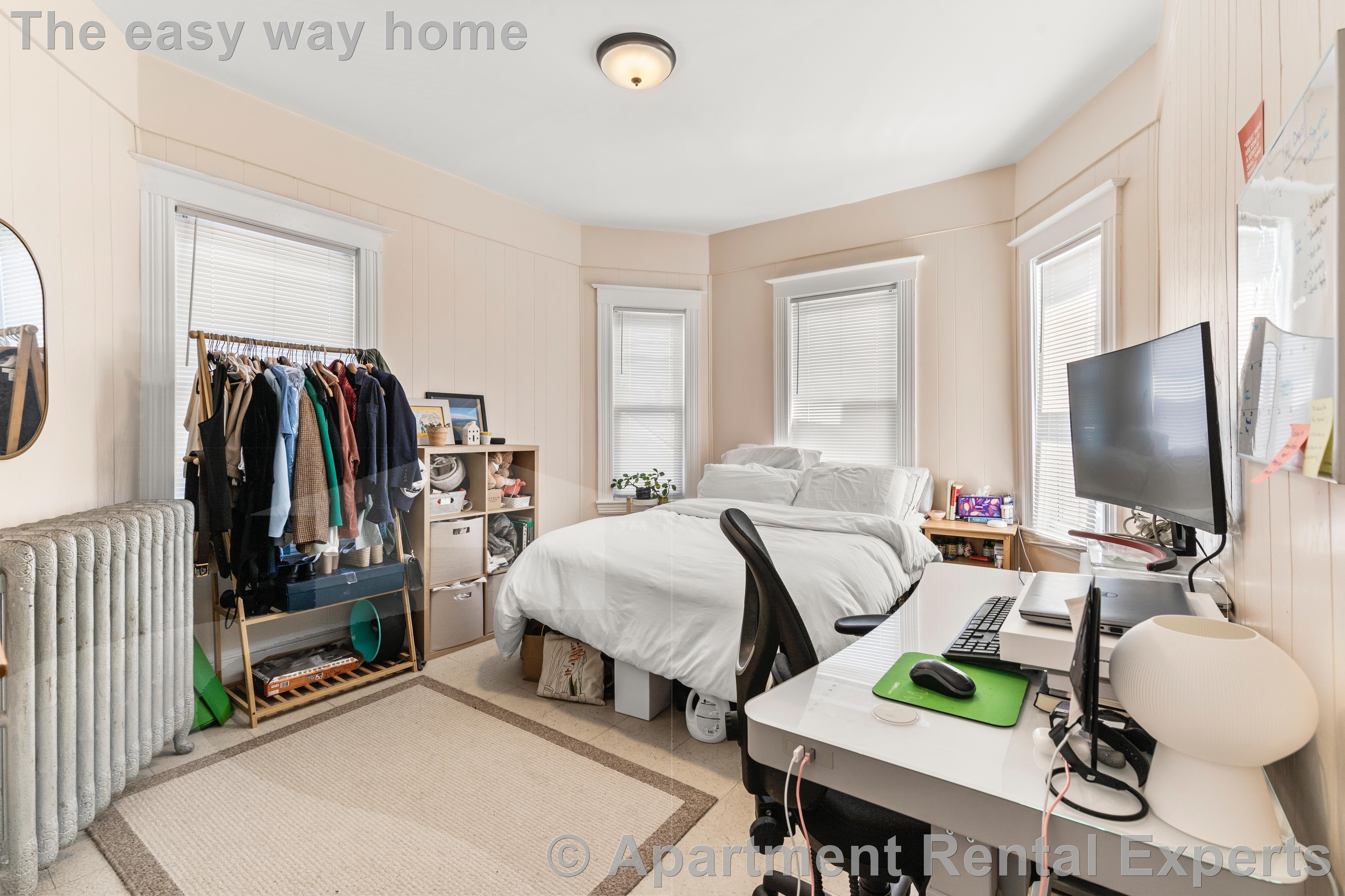 175 River St, Central Square