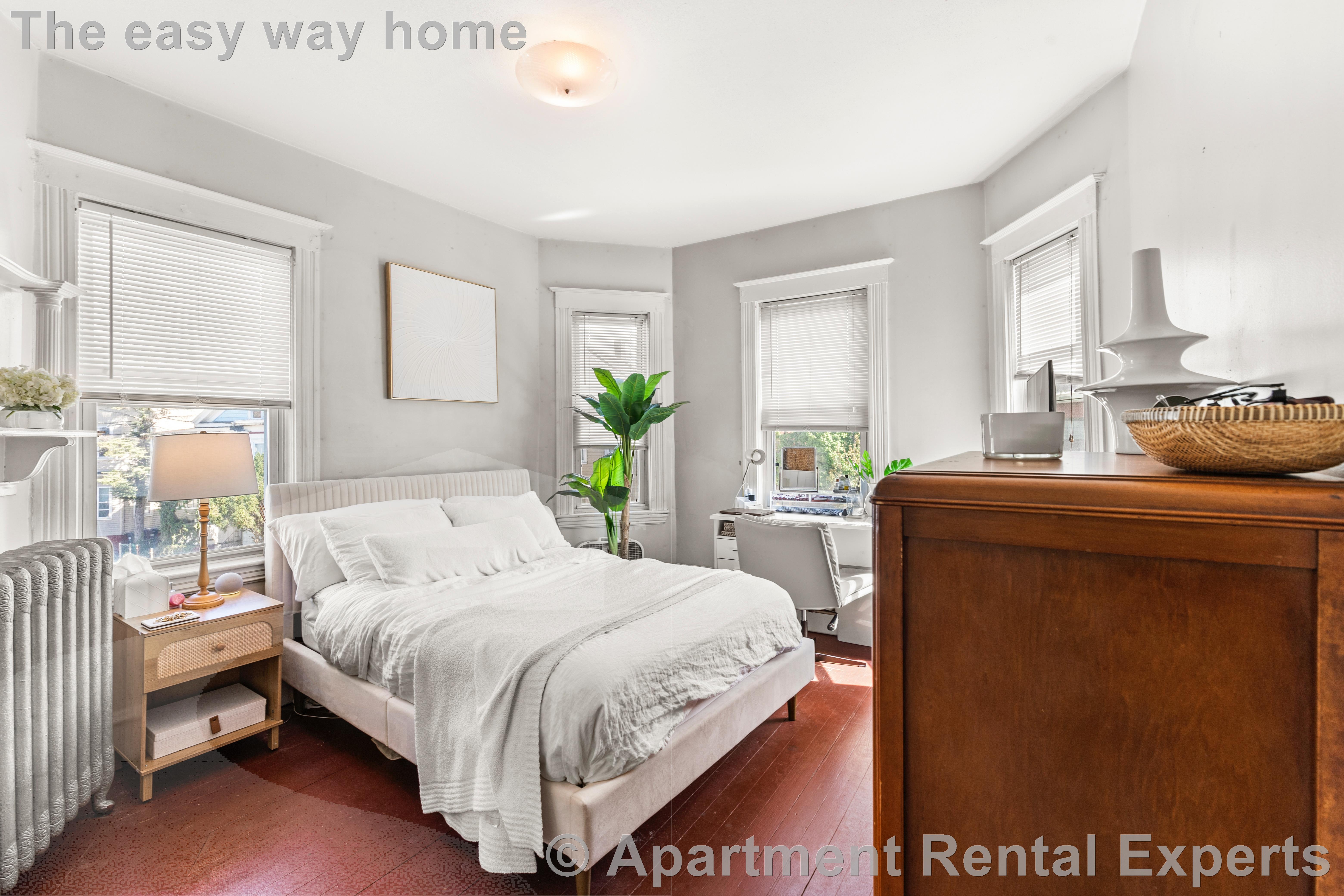 175 River St, Central Square