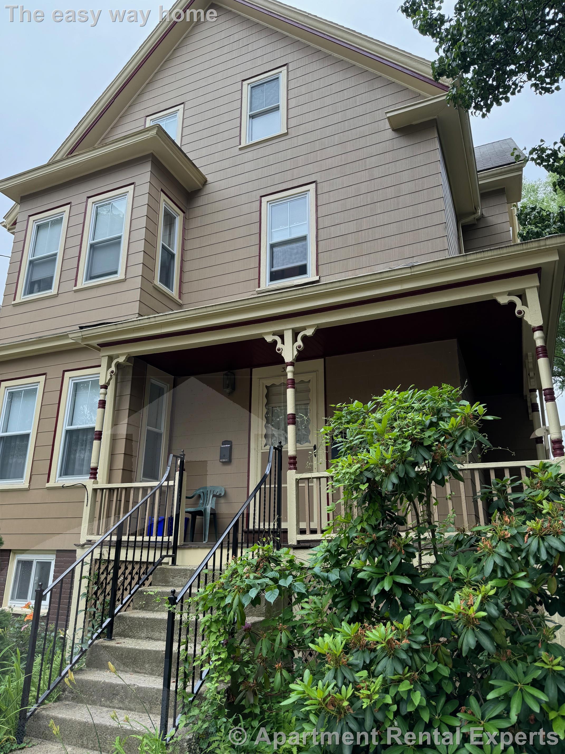 33 Francesca Ave, Davis Square