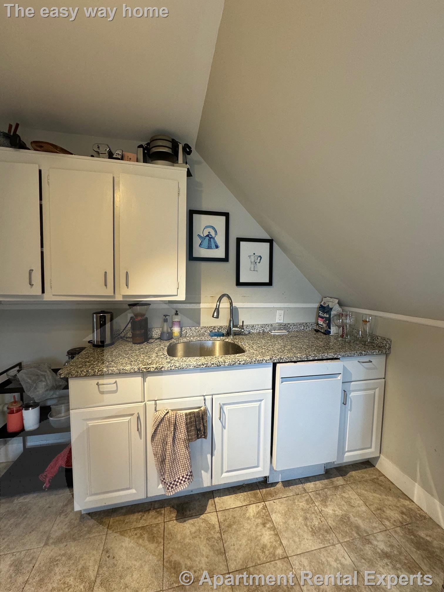 33 Francesca Ave, Davis Square