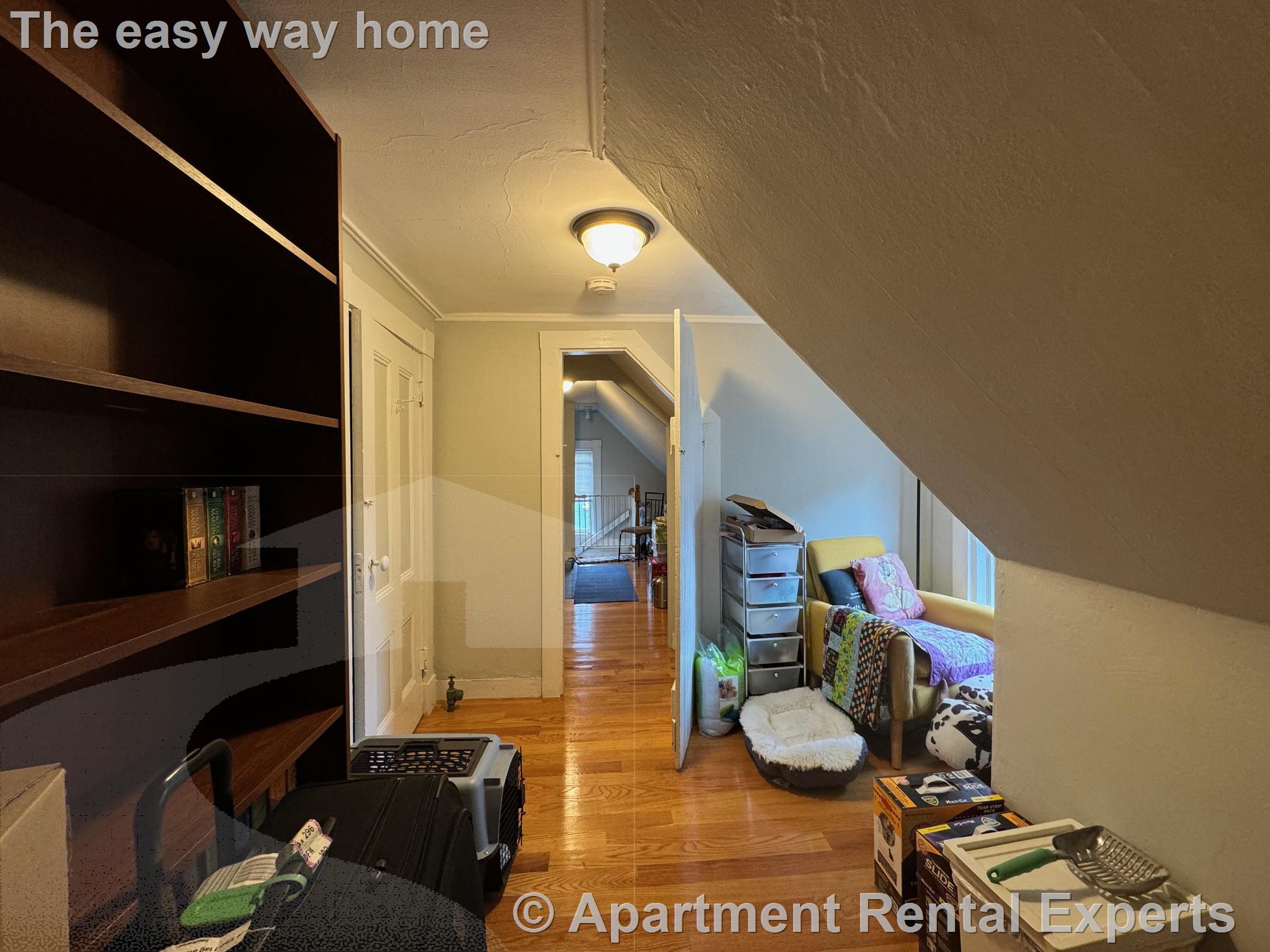 33 Francesca Ave, Davis Square