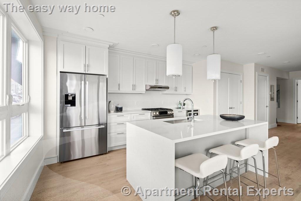 301 Border St, East Boston