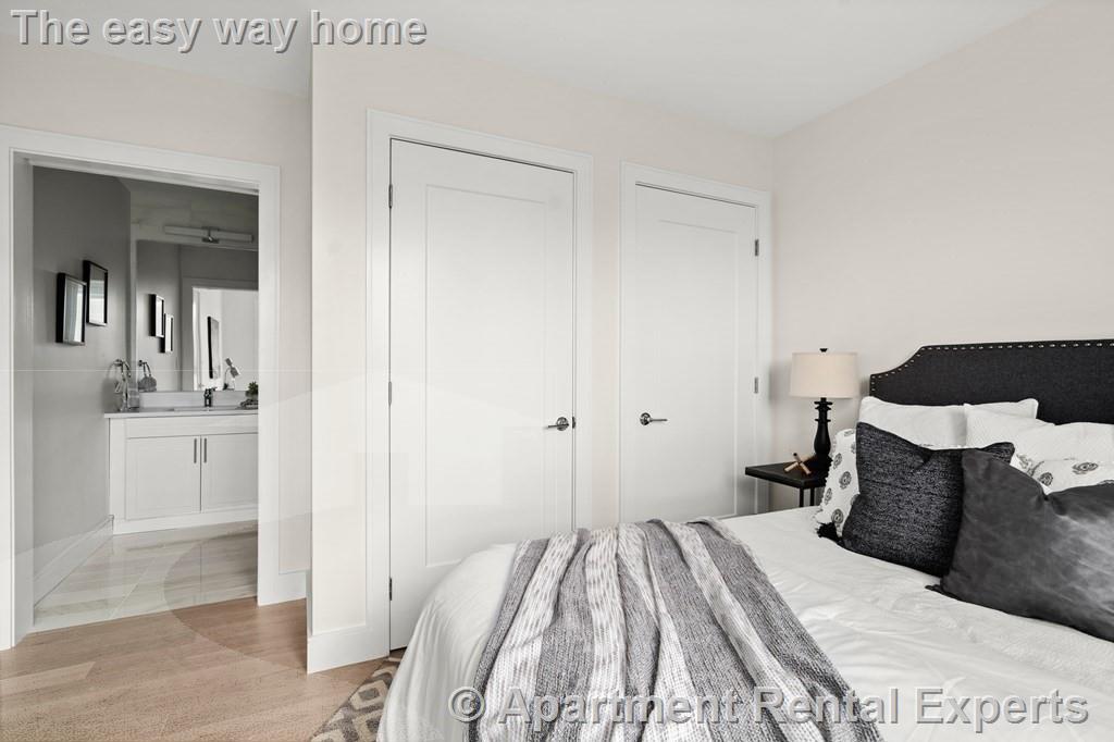 301 Border St, East Boston