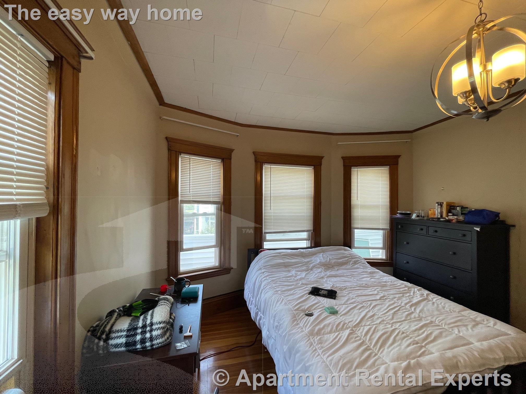 17 Irving St, Davis Square