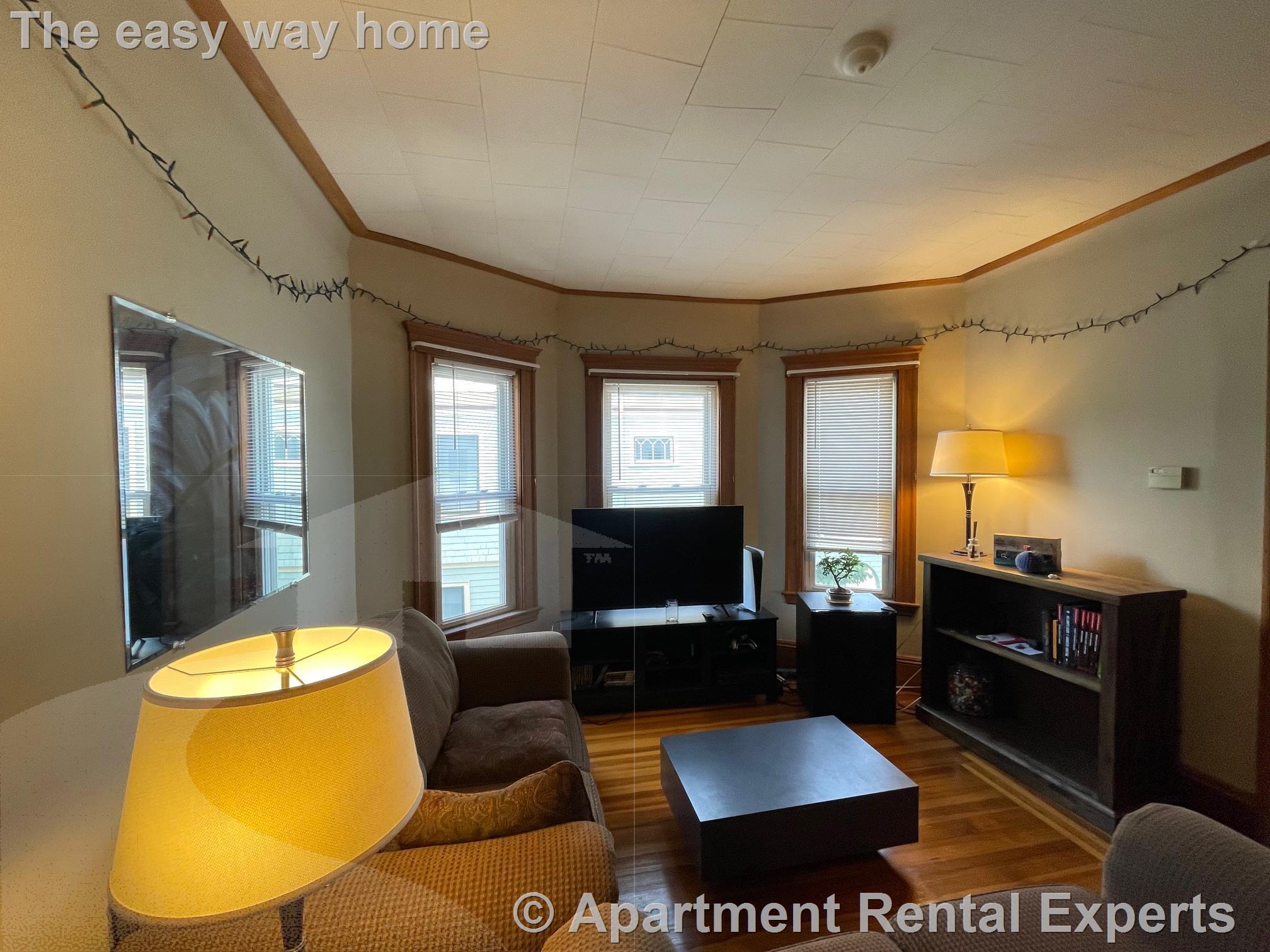 17 Irving St, Davis Square