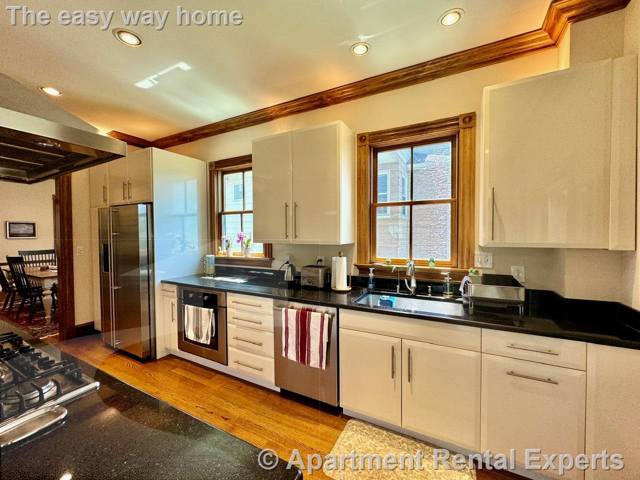 108 School St, Spring Hill