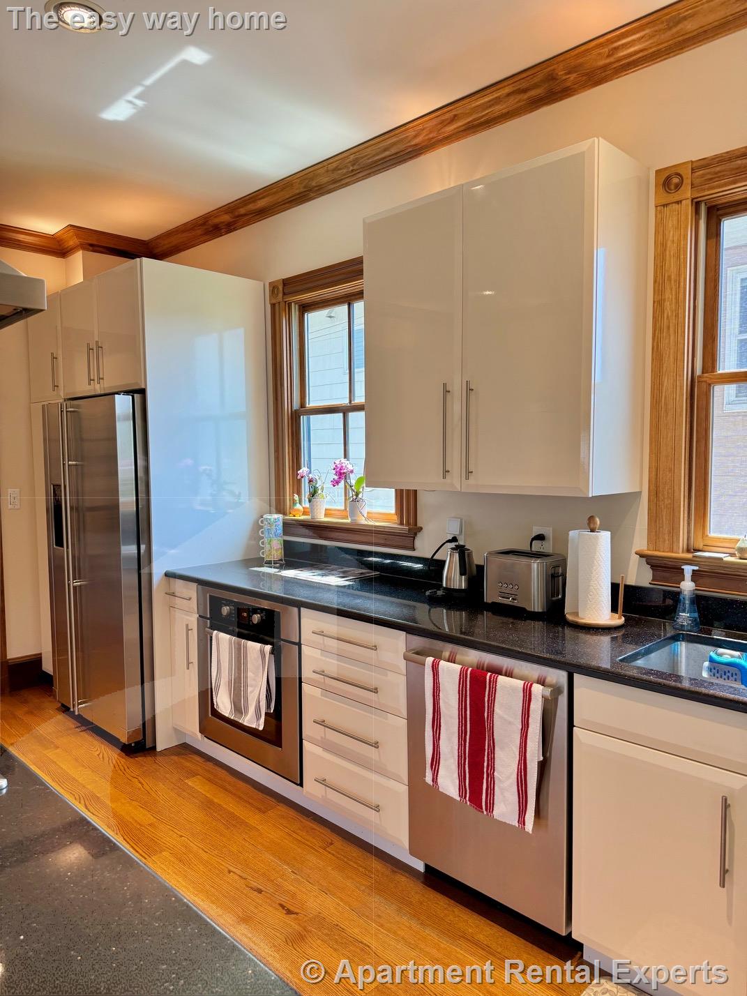 108 School St, Spring Hill