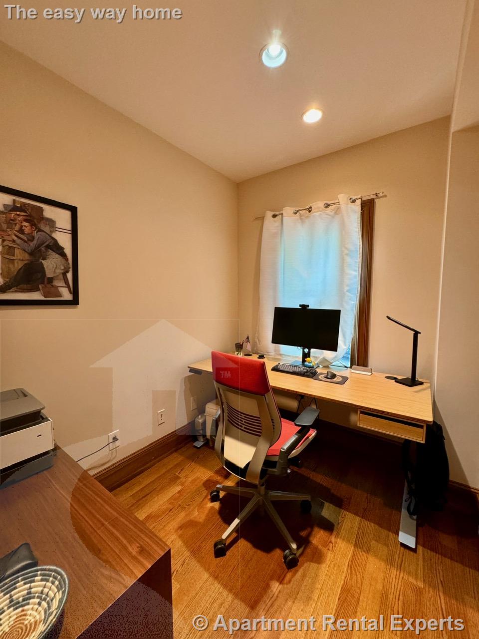 108 School St, Spring Hill