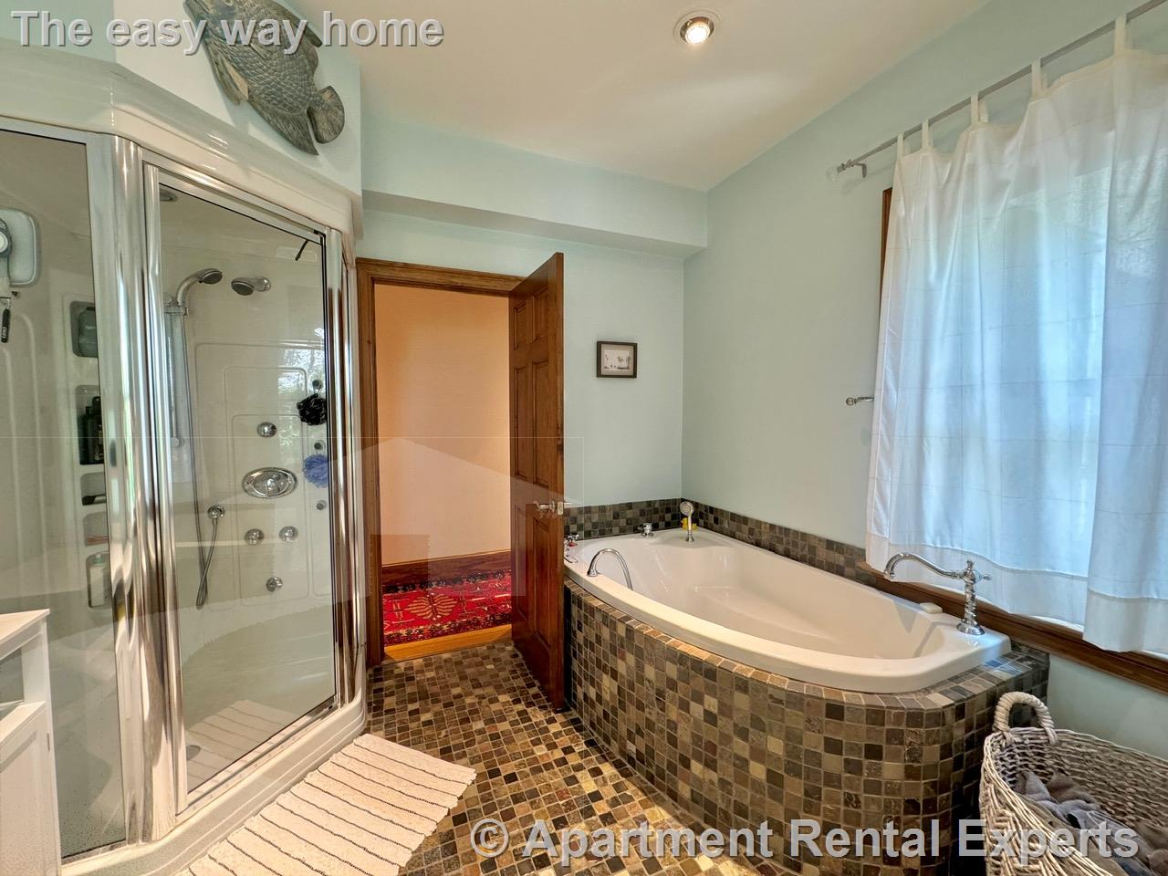 108 School St, Spring Hill