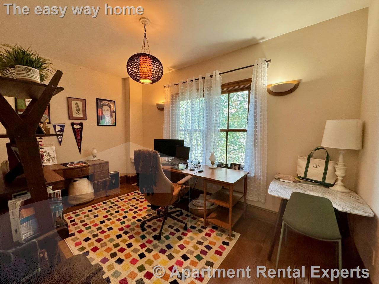 108 School St, Spring Hill