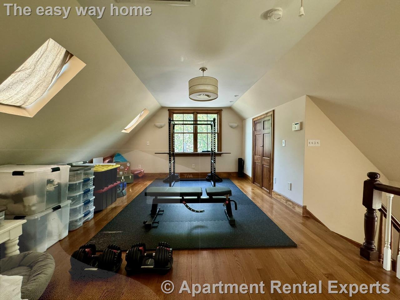 108 School St, Spring Hill