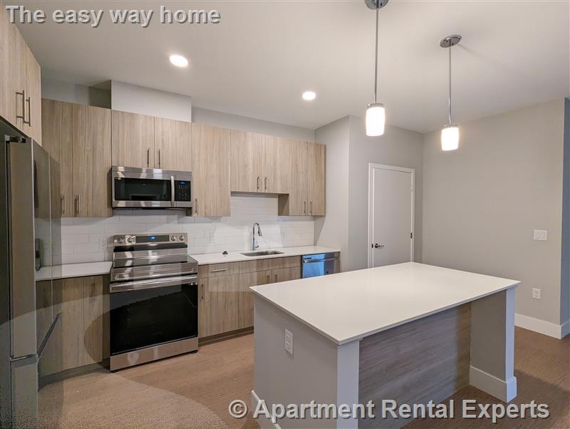 10 Inner Belt Rd, Union Square