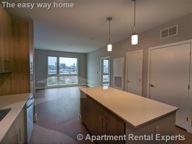 10 Inner Belt Rd, Union Square